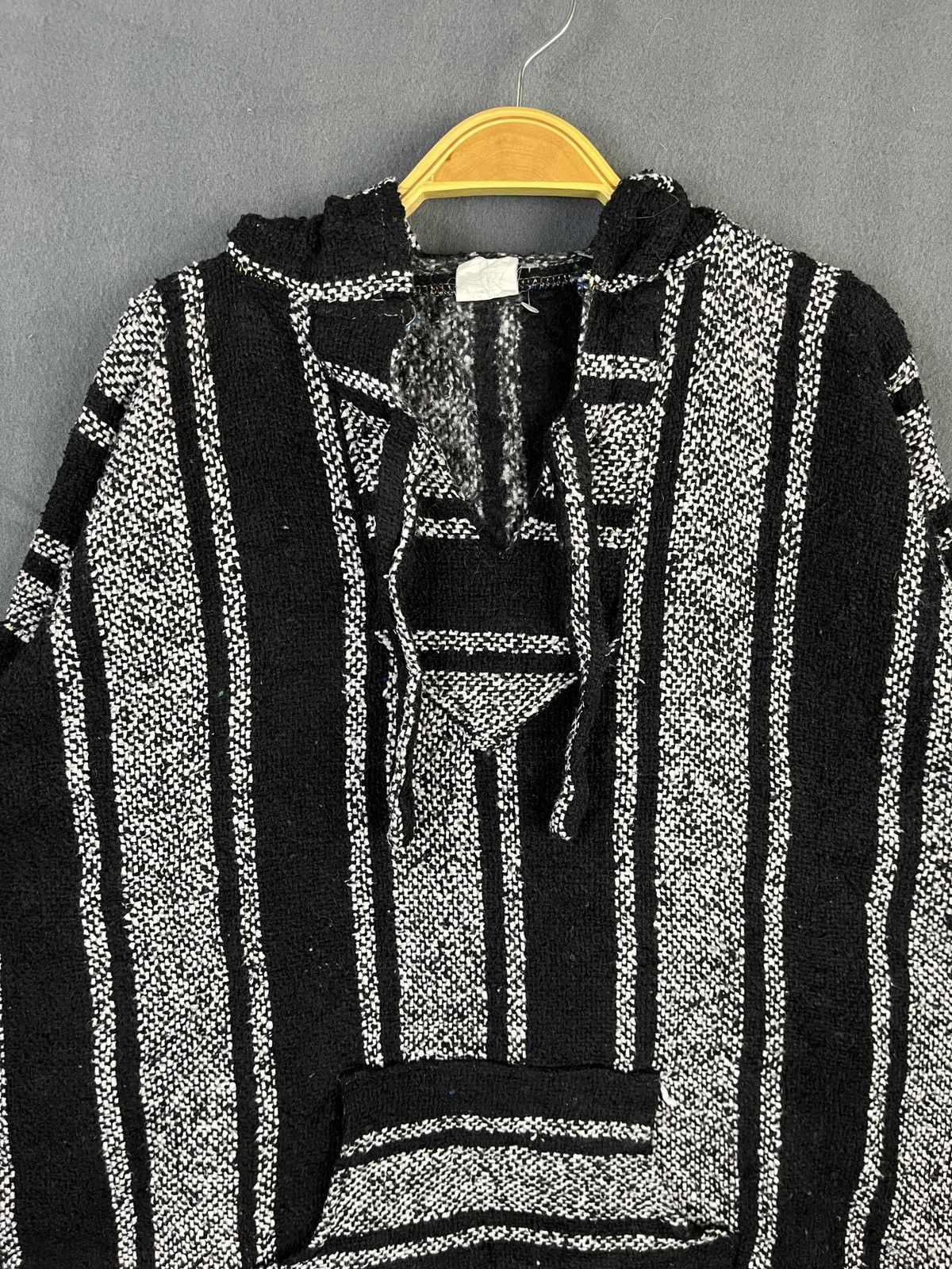 Mexican Threads × Vintage Rare Vintage Artesanias F.R. Inc. Mexican Drug Rugs Hoodie Size US M / EU 48-50 / 2 - 4 Thumbnail