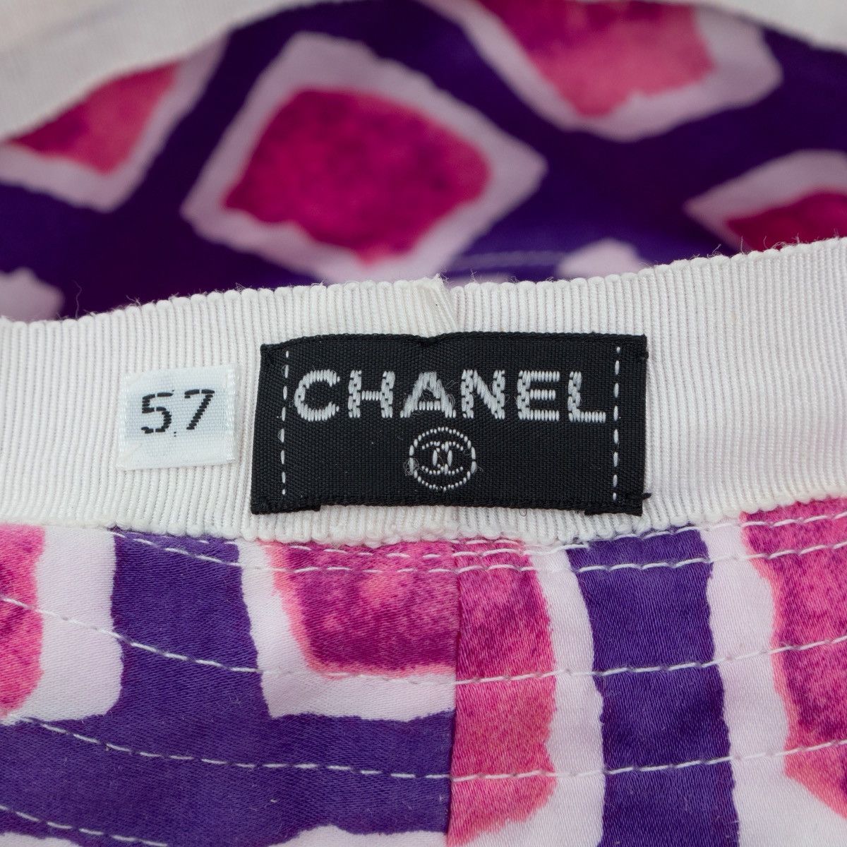 Chanel CHANEL Y2K CC Logo Multicolor Abstract-Print Bucket Hat 57 Size ONE SIZE - 12 Thumbnail