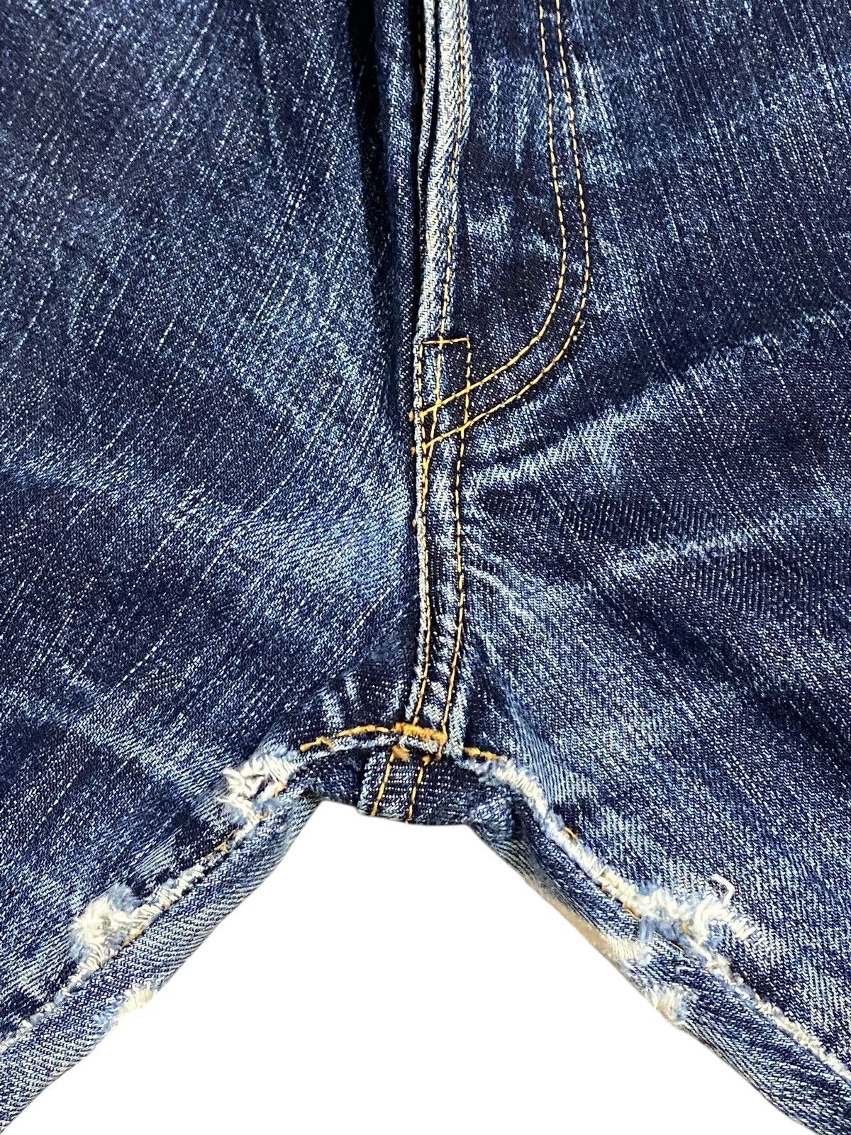 Japanese Brand Vintage Nylon Blue Wash Distressed Loose Jeans Size US 29 - 9 Thumbnail