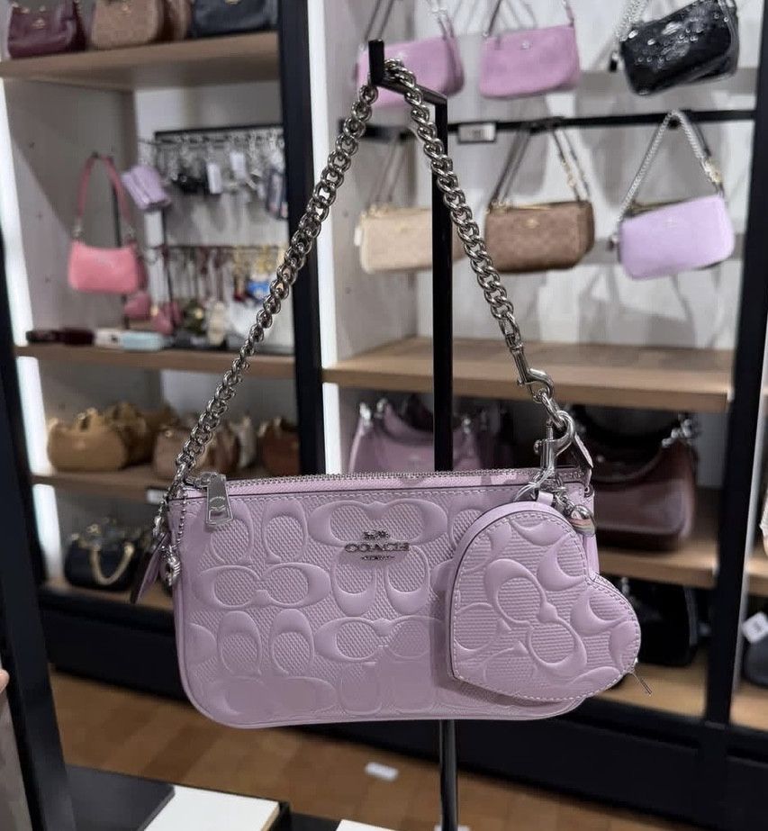 Coach Heart Bag Charm In Signature Leather With Heart Charm CDD04 Size ONE SIZE - 2 Thumbnail