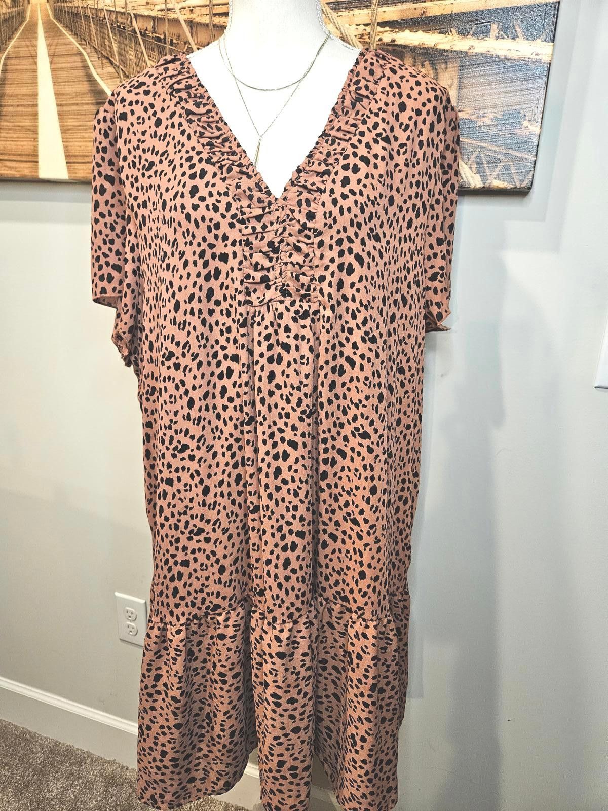 Designer Ophelia Roe Oversized Leopard Print Dress with Tiered Hem Size XXL / US 16-18 / IT 52-54 - 1 Thumbnail