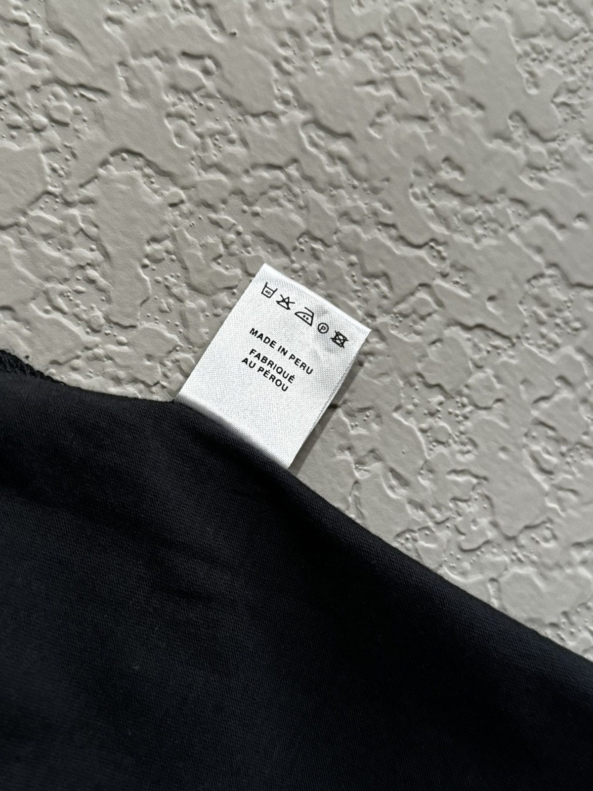 Kris Van Assche Krisvanassche Black Tee w/ Sewn Appliqué Pieces Size S / US 4 / IT 40 - 7 Thumbnail