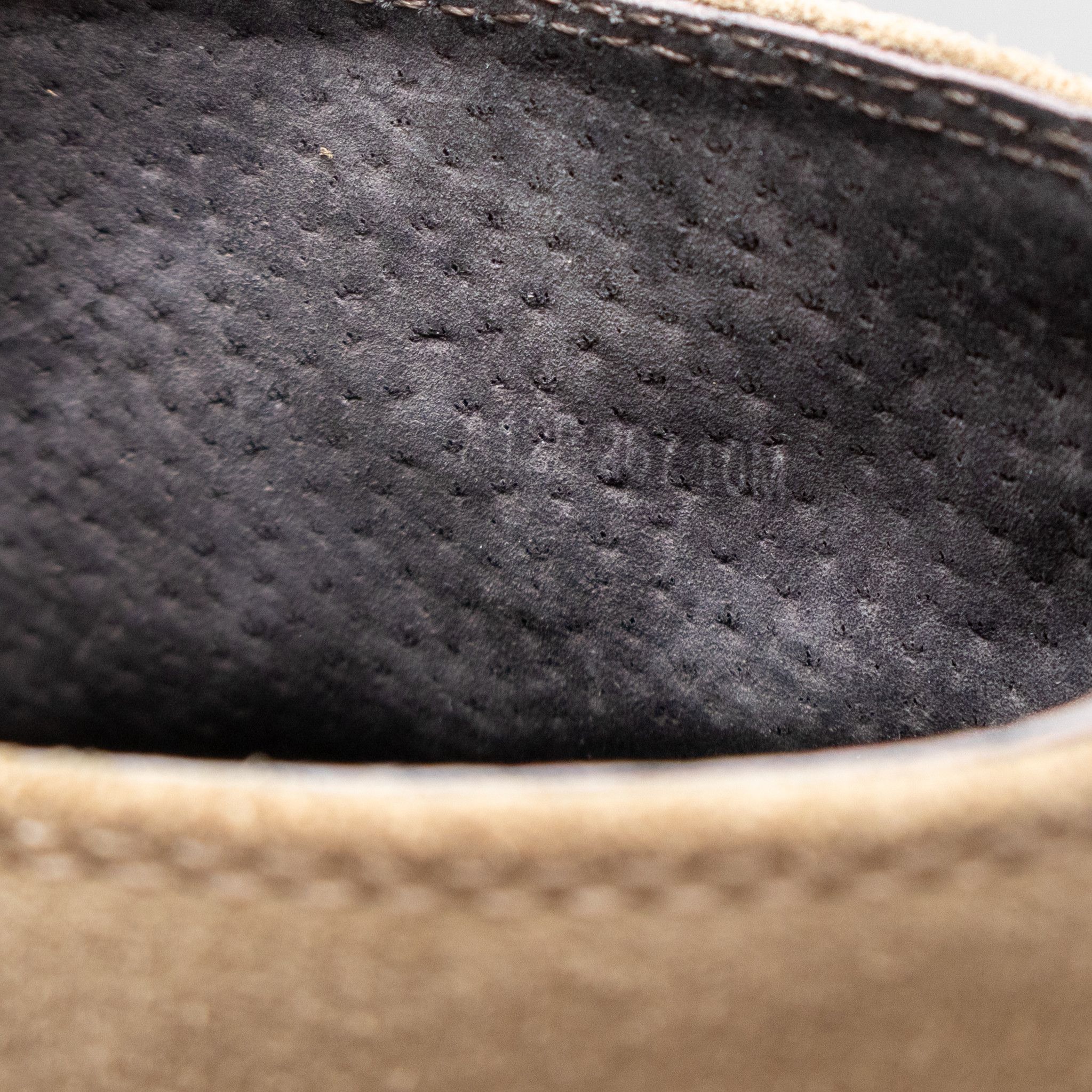 John Varvatos ohn Varvatos USA Men’s Tan Suede Chukka Ankle Desert Boots Size US 10 / EU 43 - 12 Thumbnail