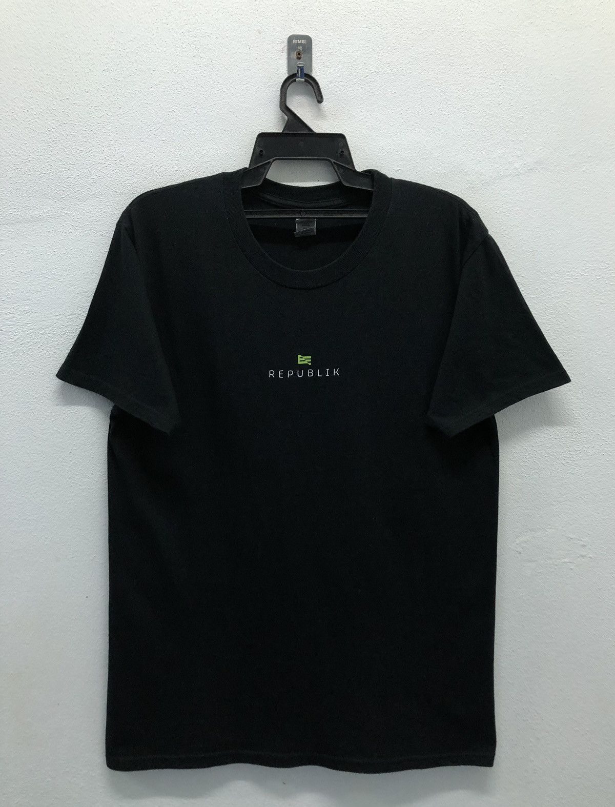 Vintage Gildan Hammer Republik T-Shirt