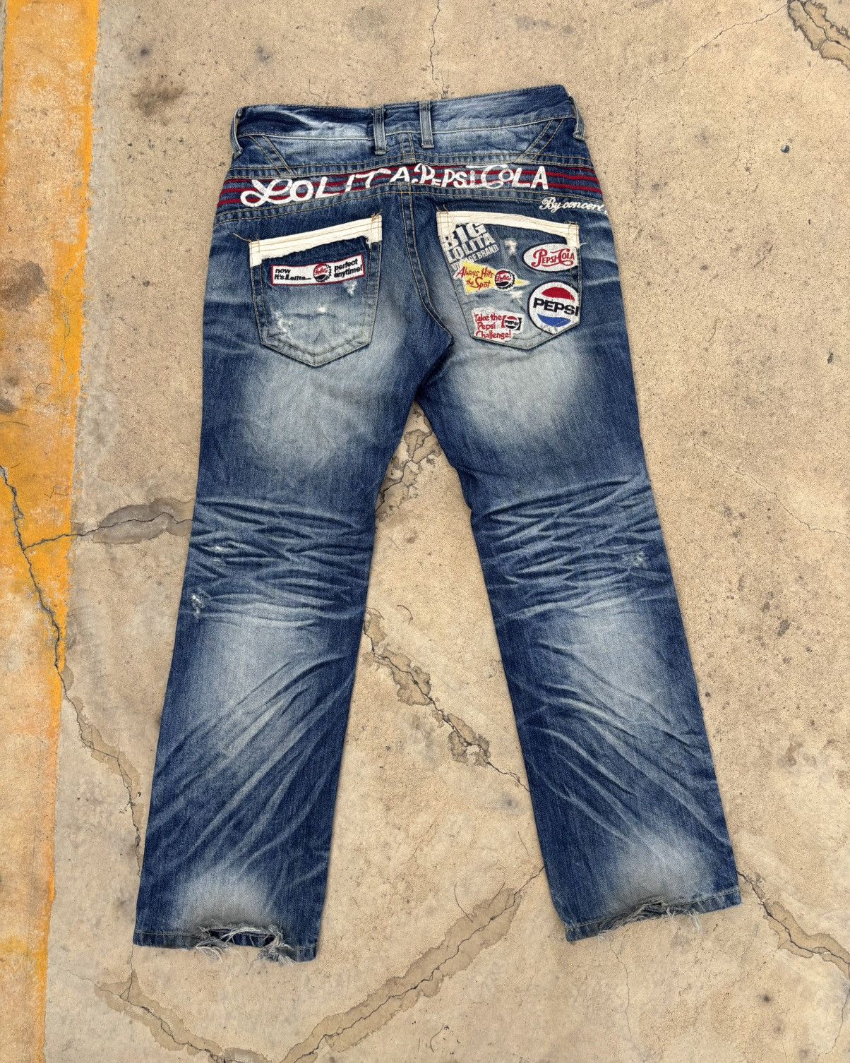 If Six Was Nine Thrashed Distressed LOLITA PEPSI Jeans ERD Grunge Size US 32 / EU 48 - 2 Thumbnail