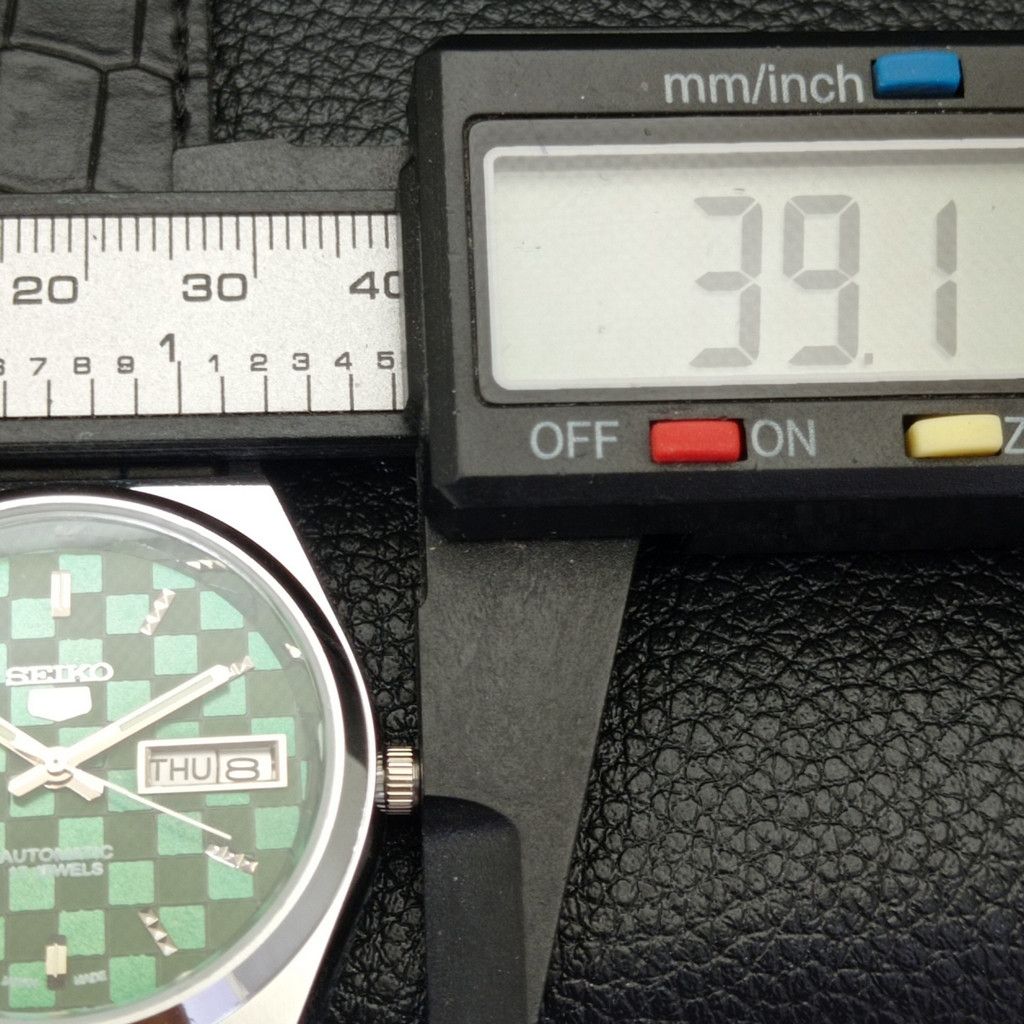 Seiko REFURBISHED VINTAGE SEIKO 5 AUTO JAPAN MENS WATCH a440211 Size 40 - 6 Thumbnail