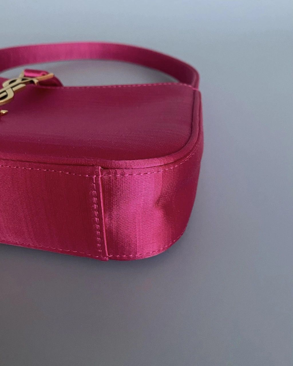 Saint Laurent Paris o1tp1o0125 Size: OS/Mini Hobo Bag in Guava Pink Size ONE SIZE - 3 Thumbnail