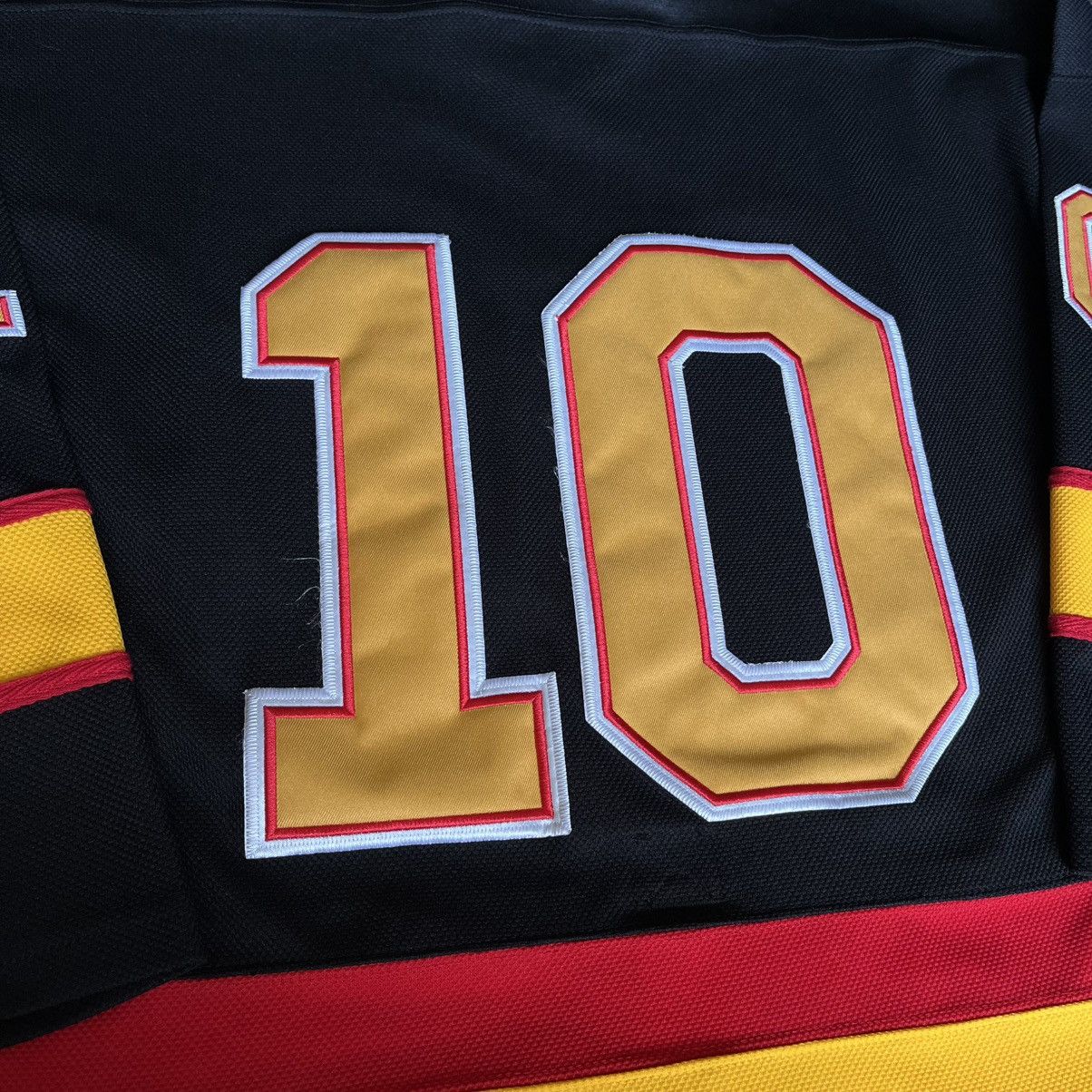 Vintage Vintage Les Boys Movie Headgear Classics Hockey Jersey #10 Size US M / EU 48-50 / 2 - 10 Thumbnail