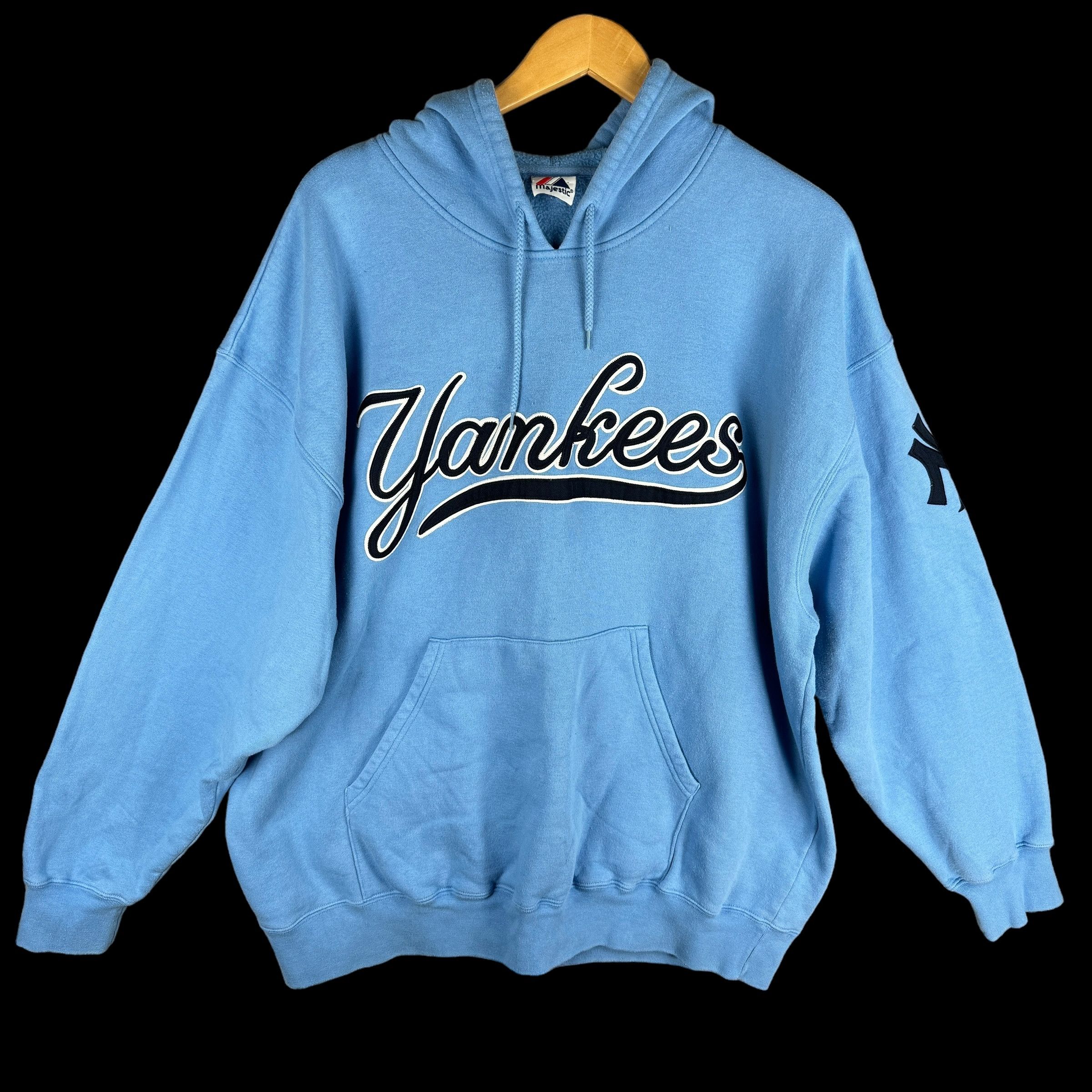 Rare Vintage shops Majestic New York Yankees 1992 Long Sleeve Hooded Shirt Men’s XL