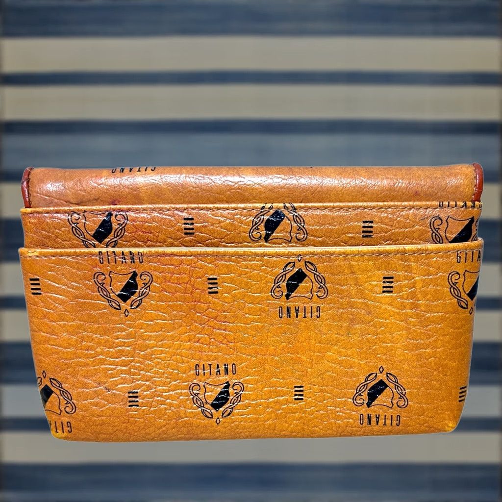 Vintage VINTAGE Gitano Wallet Clutch Brown Faux Leather Large Snap Close Womens 1990s Brown Wallet Gitano Women’s Size ONE SIZE - 1 Thumbnail