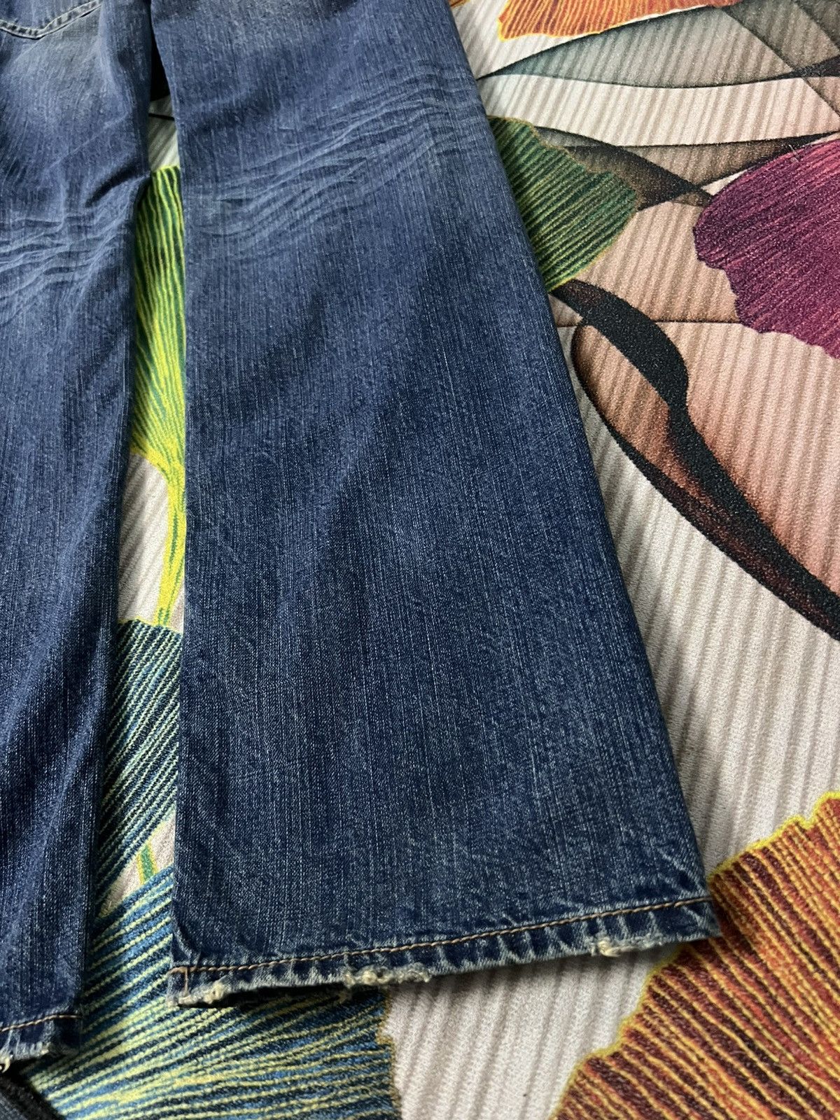 Japanese Brand 💥Vanquish Distresss Jean Very Rare Size US 32 / EU 48 - 14 Thumbnail