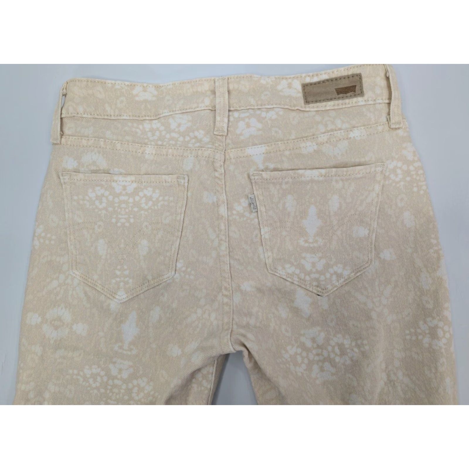 Levi's Levi's Leggings Women's Jeans Inseam 29” Ivory 4 Cotton/Elastane Solid Zip 27Wx32L Printed Cream and White Women Mens Girls Size 27" / US 4 / IT 40 - 2 Thumbnail