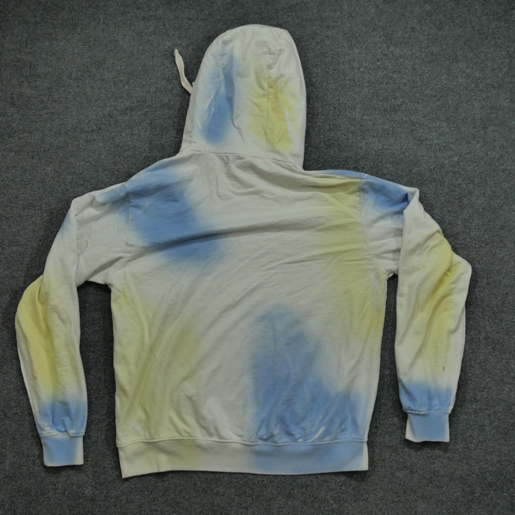 Vintage Soul Hoodie Mens L Blue Yellow Tie Dye Skull Crossbones Pullover Made USA Size US L / EU 52-54 / 3 - 7 Thumbnail