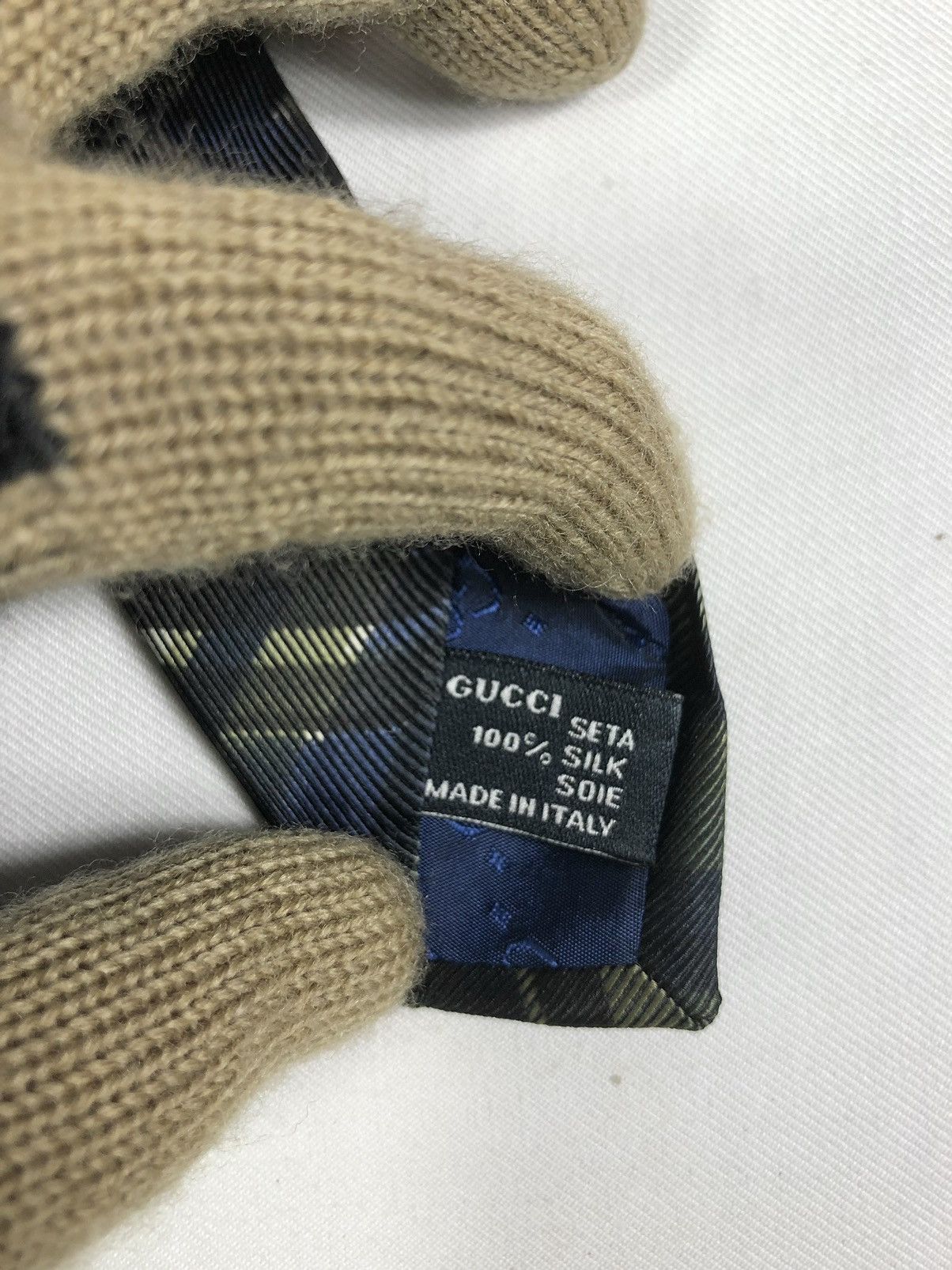 Gucci Rare Gucci Abstract Silk Tie Made in Italy Size ONE SIZE - 9 Thumbnail