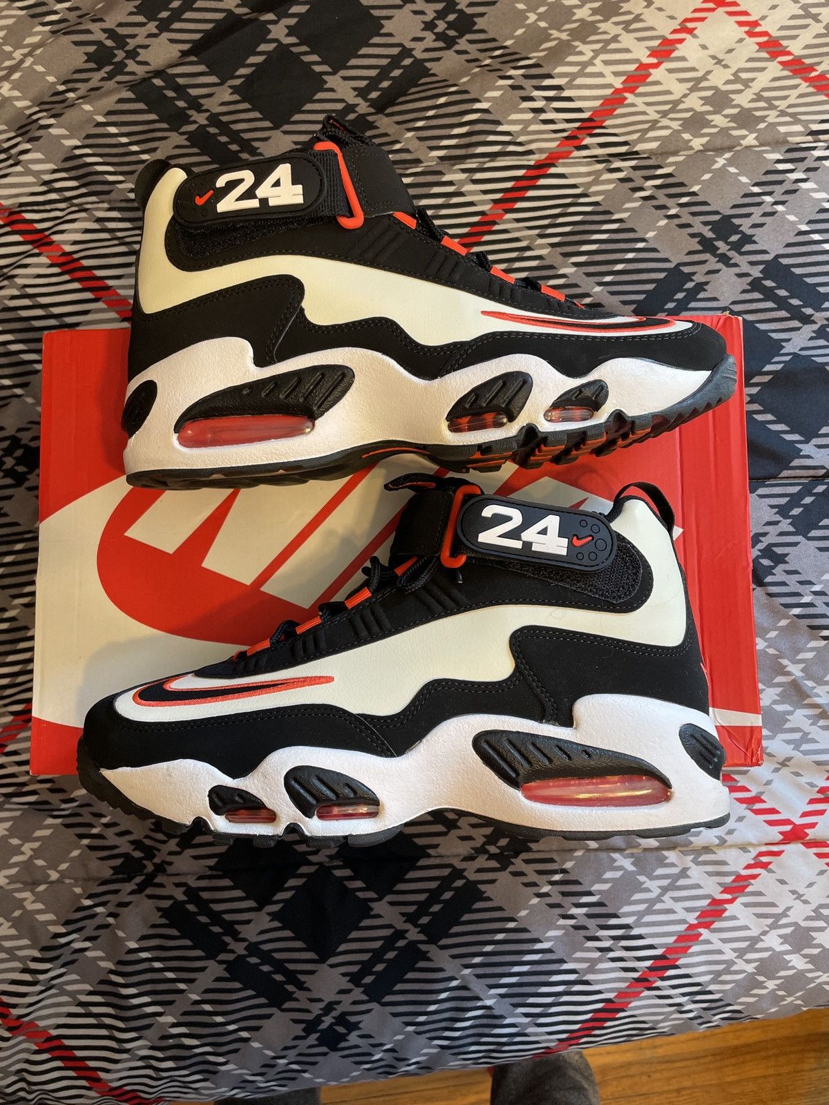 Nike Nike Air Griffey Max 1 San Francisco Colorway Size 9.5 Size US 9.5 / EU 42-43 - 4 Thumbnail