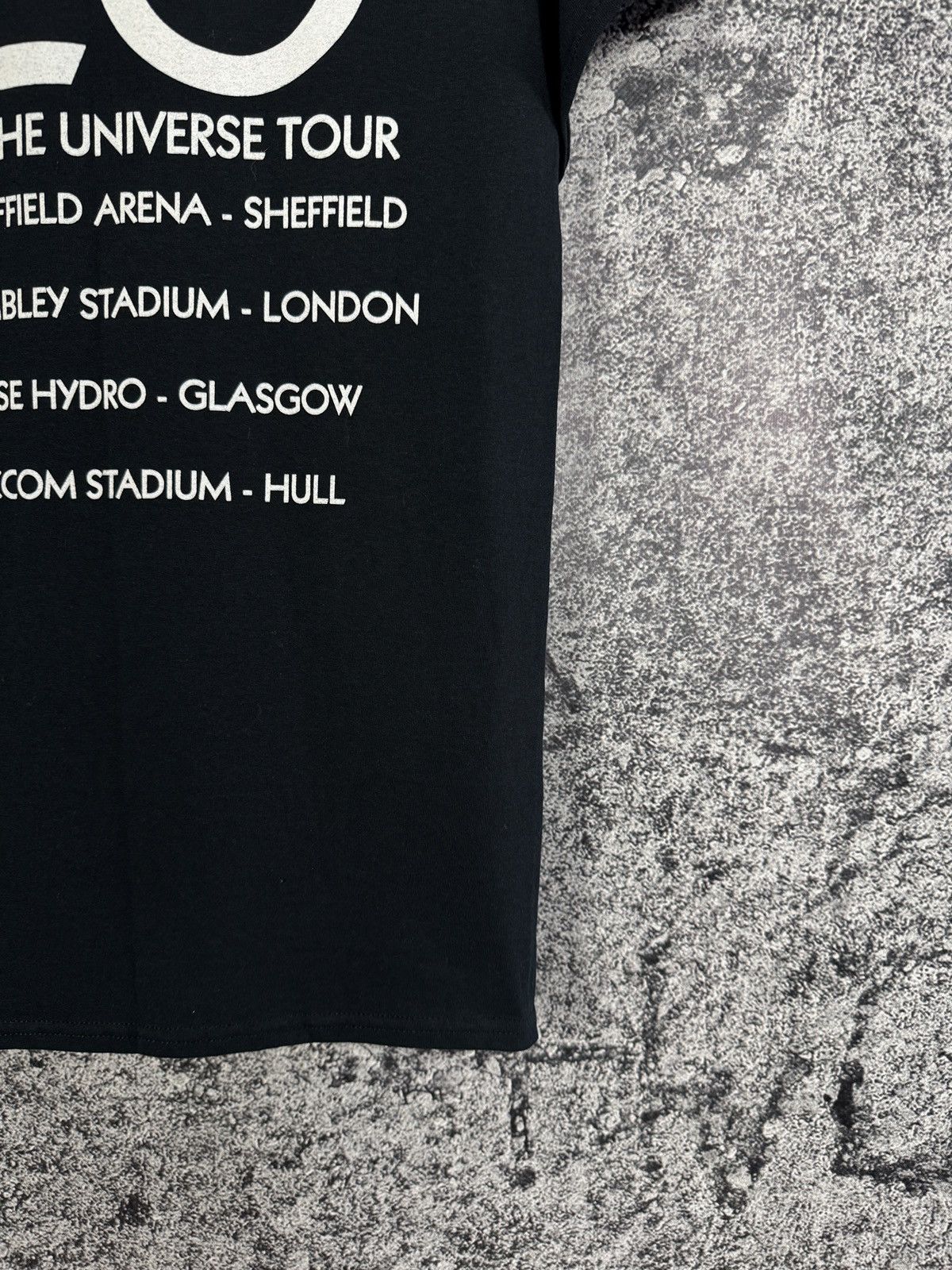 Band Tees Jeff Lynne's ELO Tour Alone In The Universe Rock Tee Size M Size US M / EU 48-50 / 2 - 13 Thumbnail
