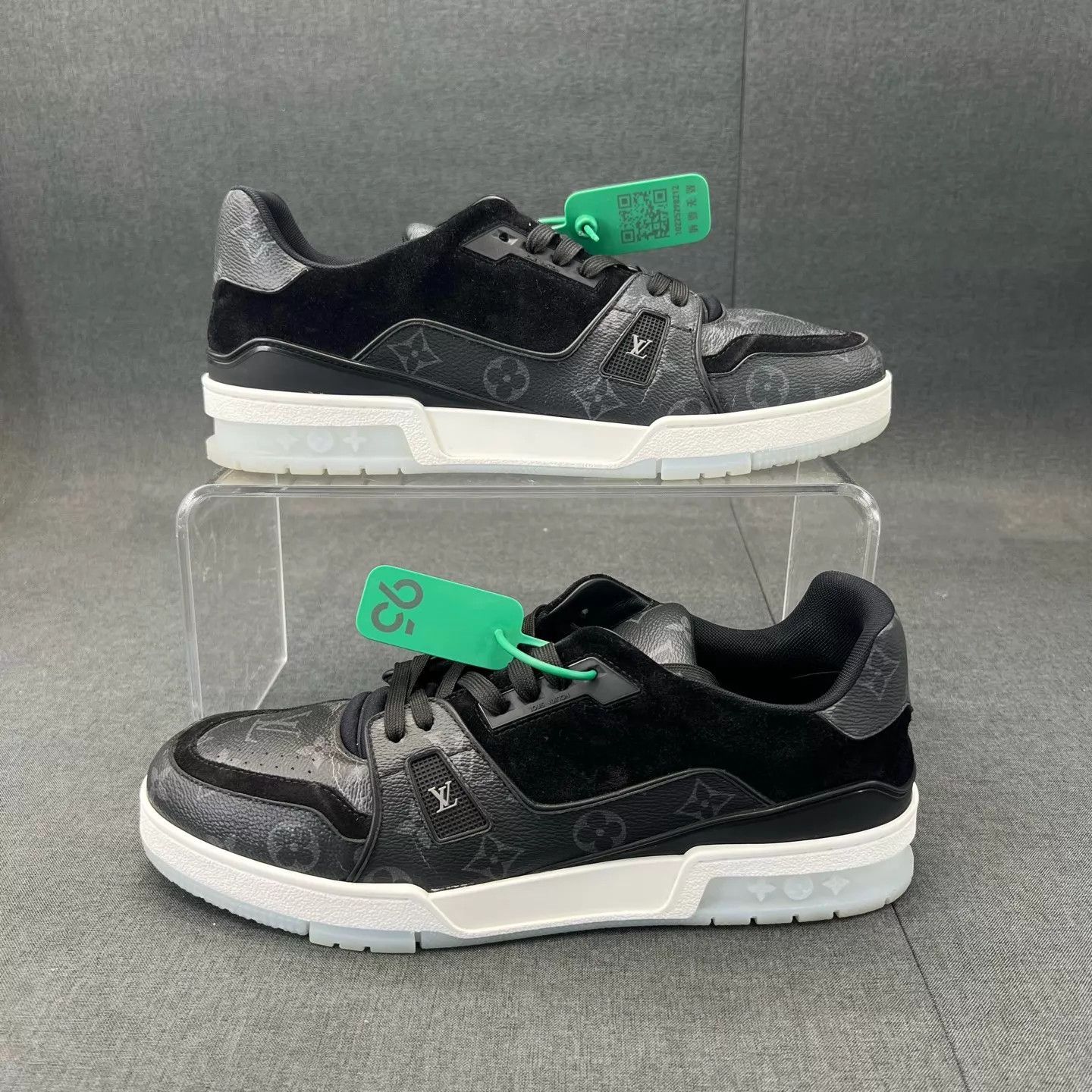 Louis Vuitton LV Trainer Black Monogram Denim US10/EUR44 Size US 11 / EU 44 - 2 Thumbnail