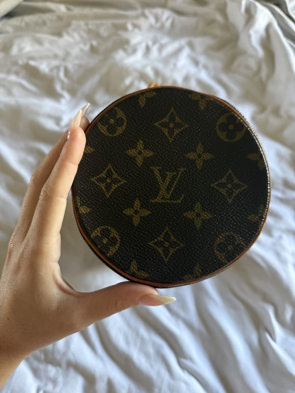 Louis Vuitton Louis Vuitton Monogram Canvas Papillion 26 Size ONE SIZE - 3 Thumbnail
