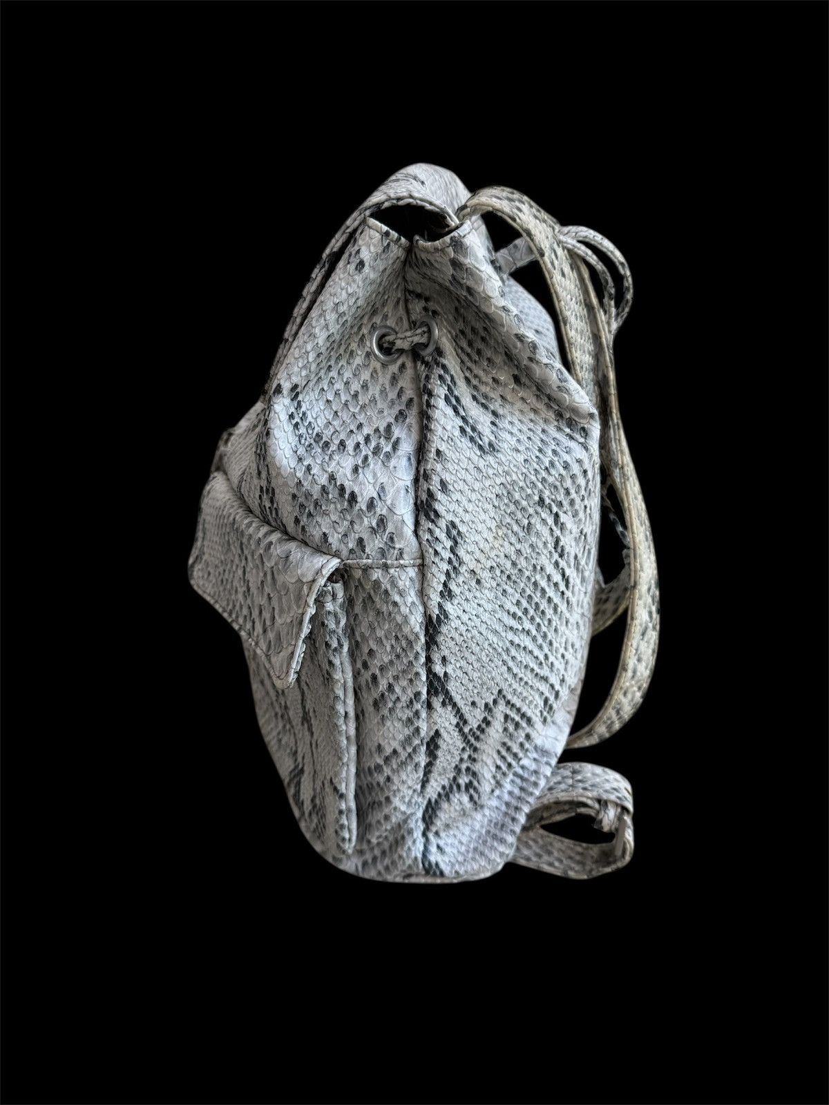 Le Grande Bleu (L.G.B.) Japan Brand ET Vous White Python Design Leather Backpack Size ONE SIZE - 2 Thumbnail