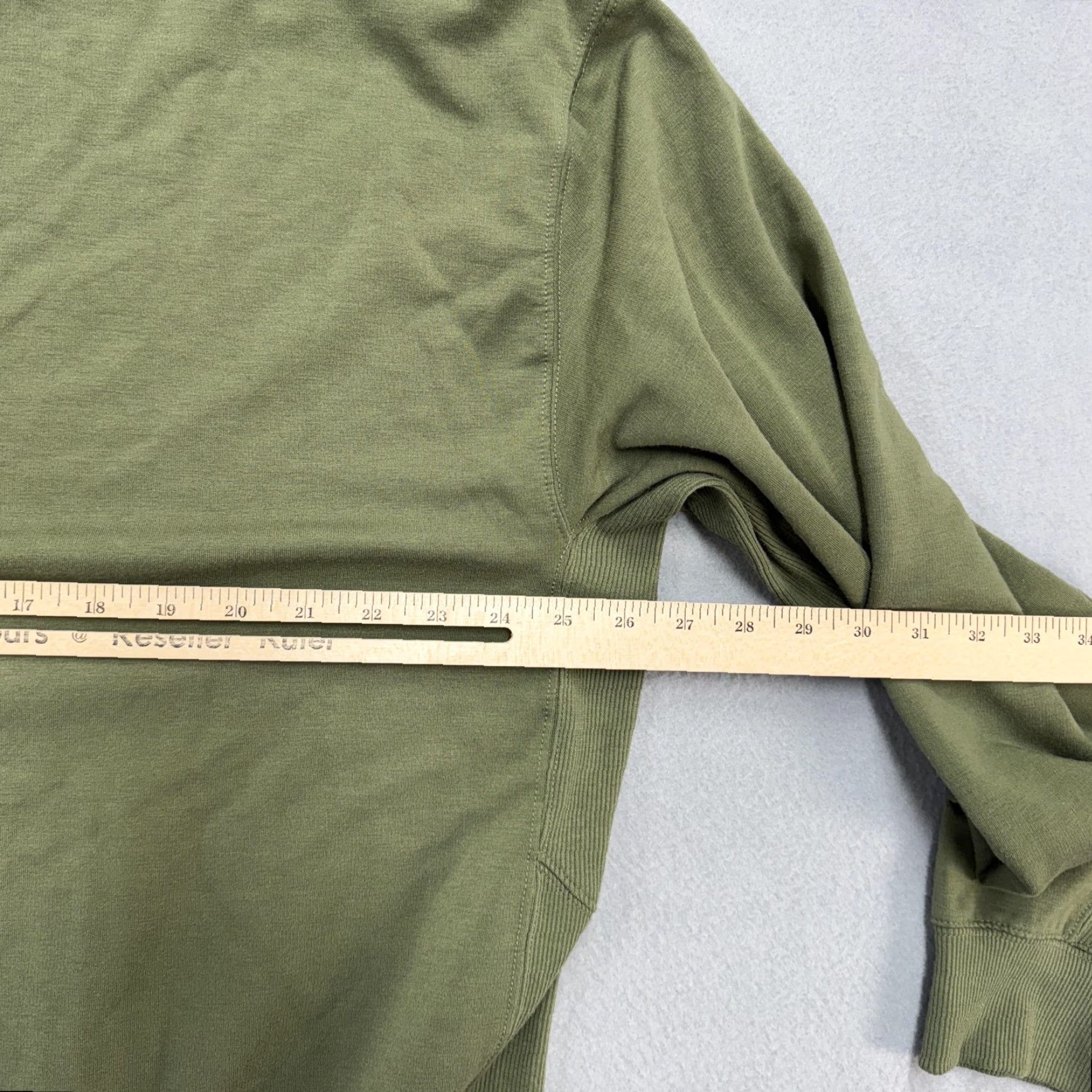 Chubbies Chubbies Sweatshirt Mens 2XL Green Graphic Print Crewneck Fleece WKND REC Animals Logo Pullover Shirt Size US XXL / EU 58 / 5 - 7 Thumbnail