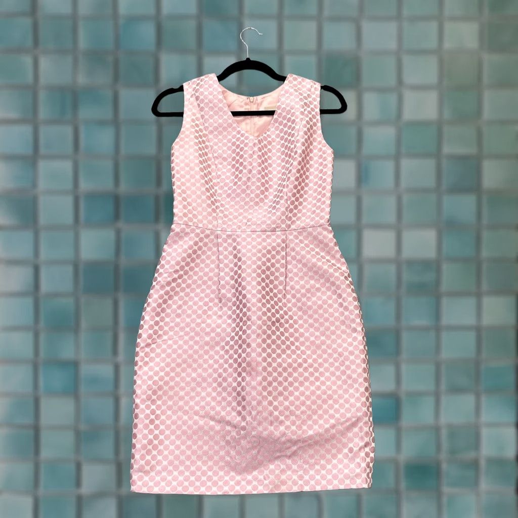 Banana Republic VINTAGE Banana Republic Dress Womens 0 Pink Polka Dot Sleeveless Sheath V Neck Cocktail Size XS / US 0-2 / IT 36-38 - 1 Thumbnail