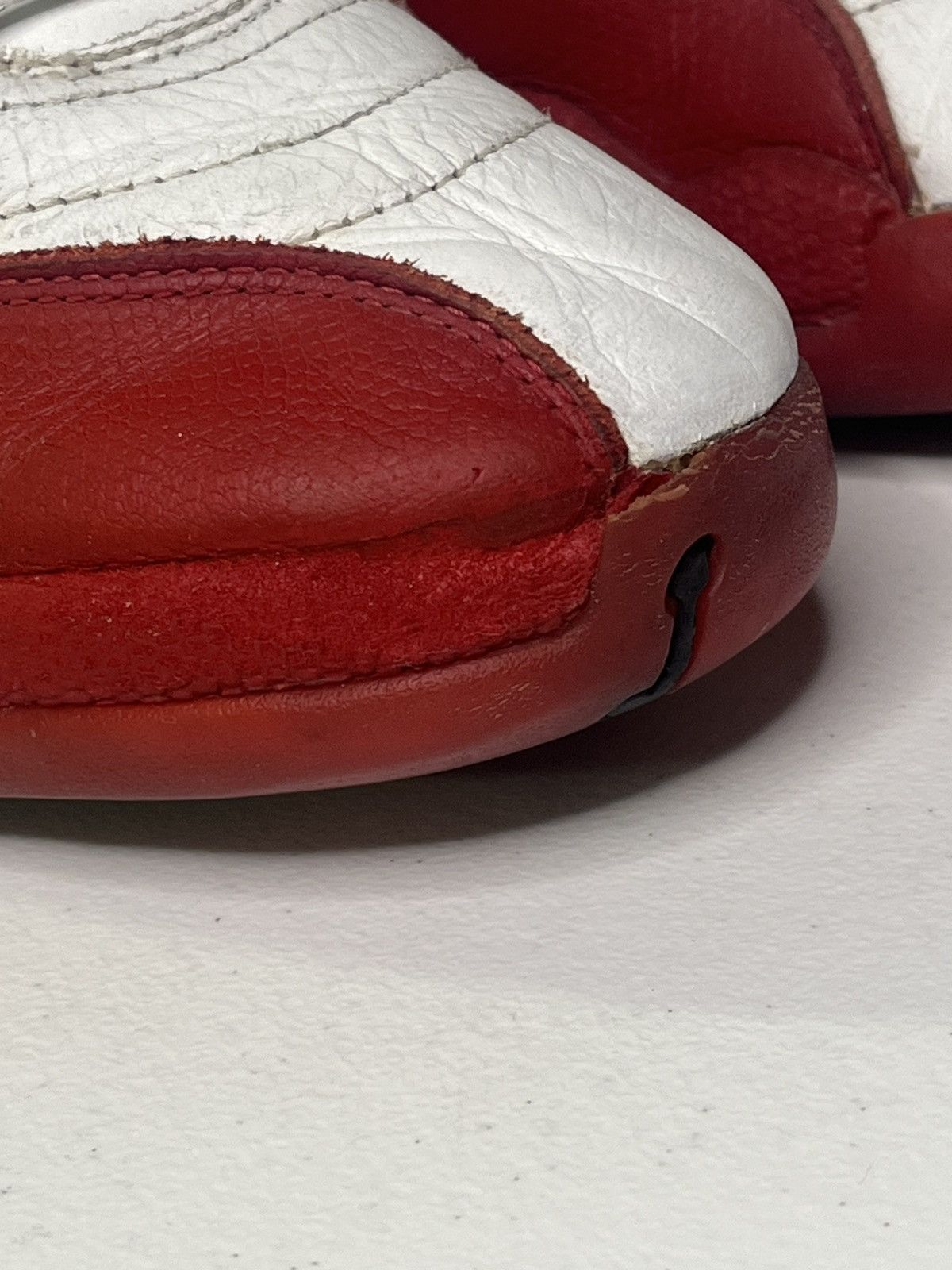 Nike Nike Air Jordan 12 OG Cherry 1997 Size 14 Size US 14 / EU 47 - 4 Thumbnail