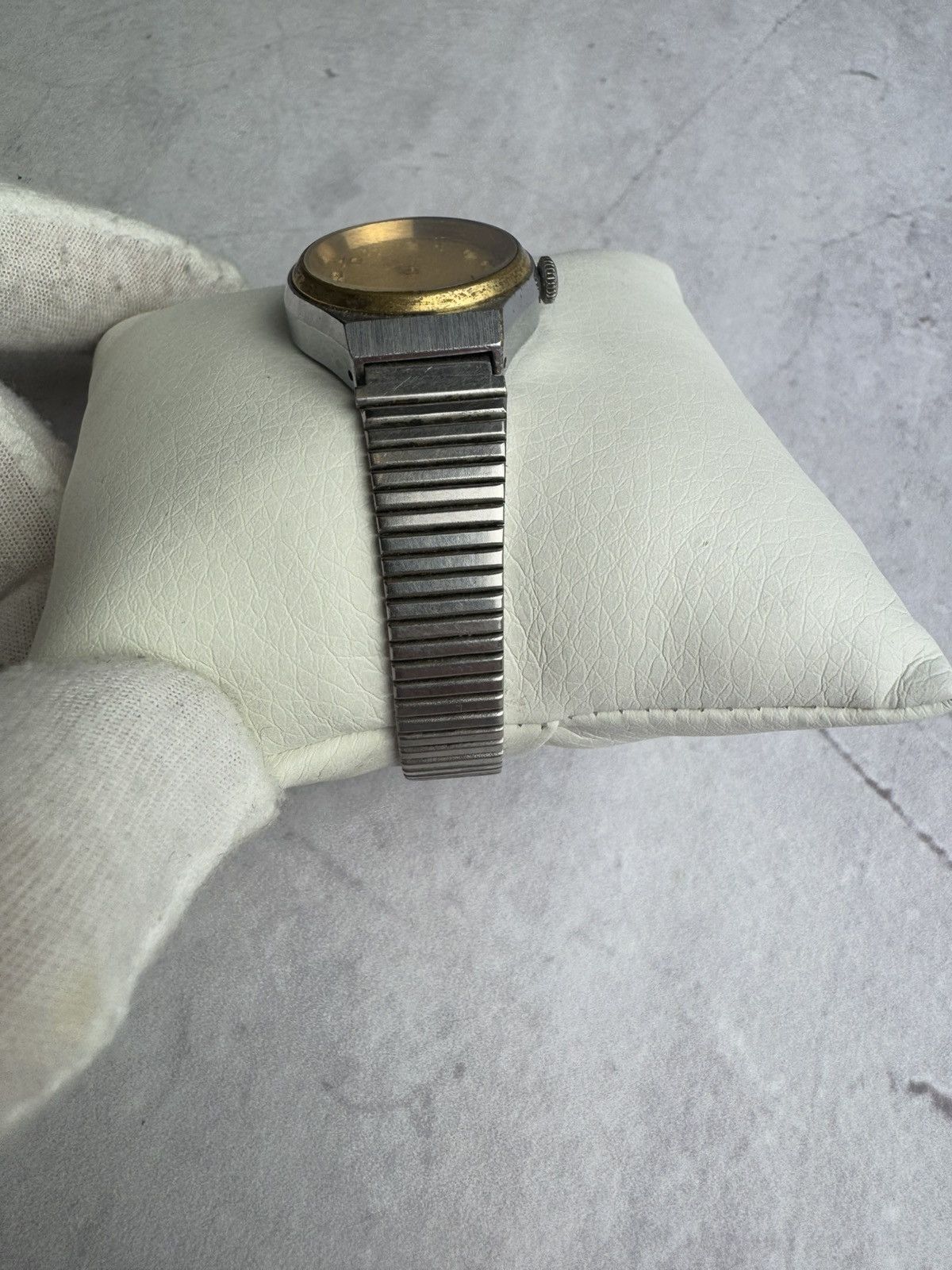 Japanese Brand × Vintage Zarya Japanese Style Watch Vintage Size ONE SIZE - 2 Thumbnail