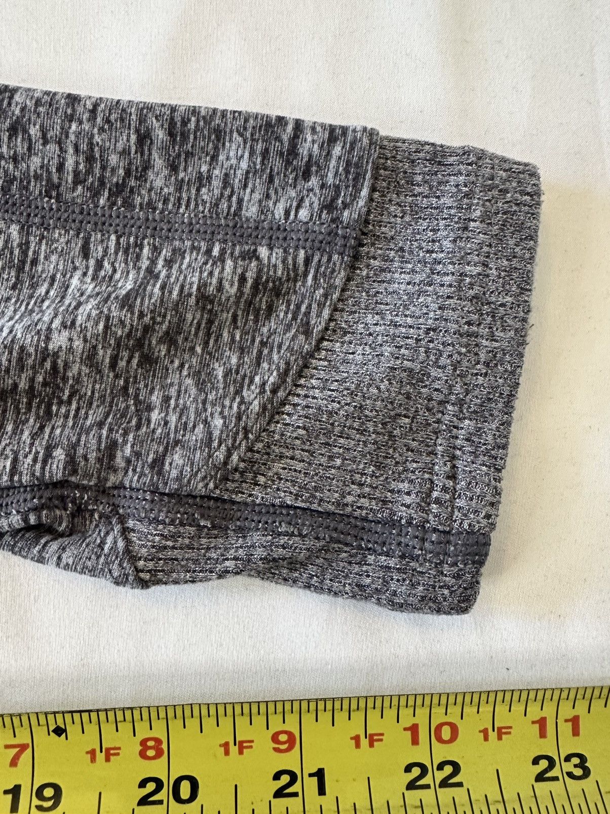 Alo ALO YOGA High-Waisted Alosoft Lounge Leggings Dark Heather Size 26" / US 2 / IT 38 - 5 Thumbnail