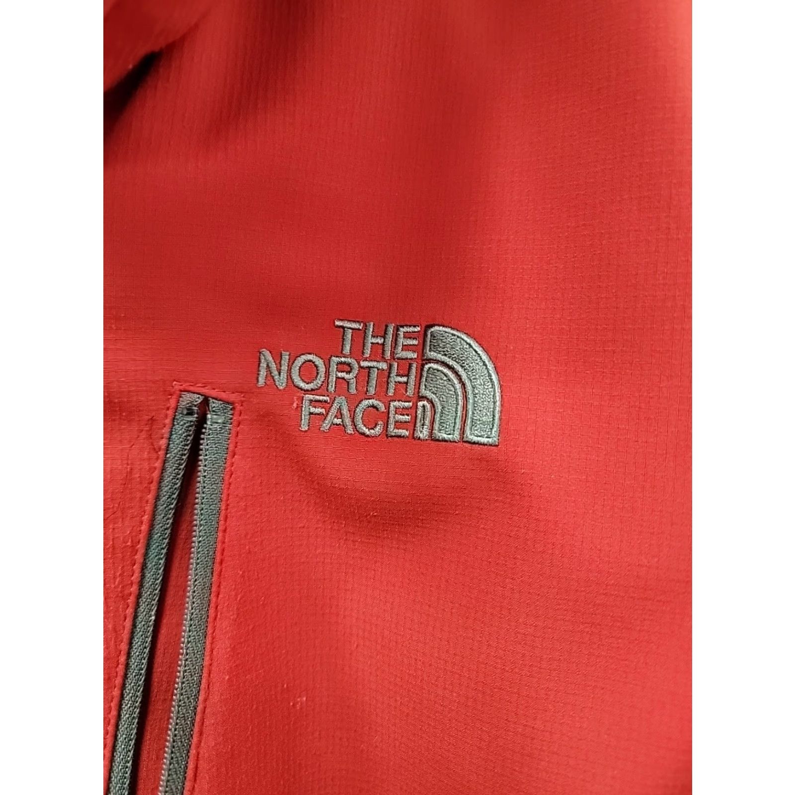 Vintage Northface Apex Elevation Ski Snowboard Jacket Hood Men’s M Red/Gray Size US M / EU 48-50 / 2 - 4 Thumbnail