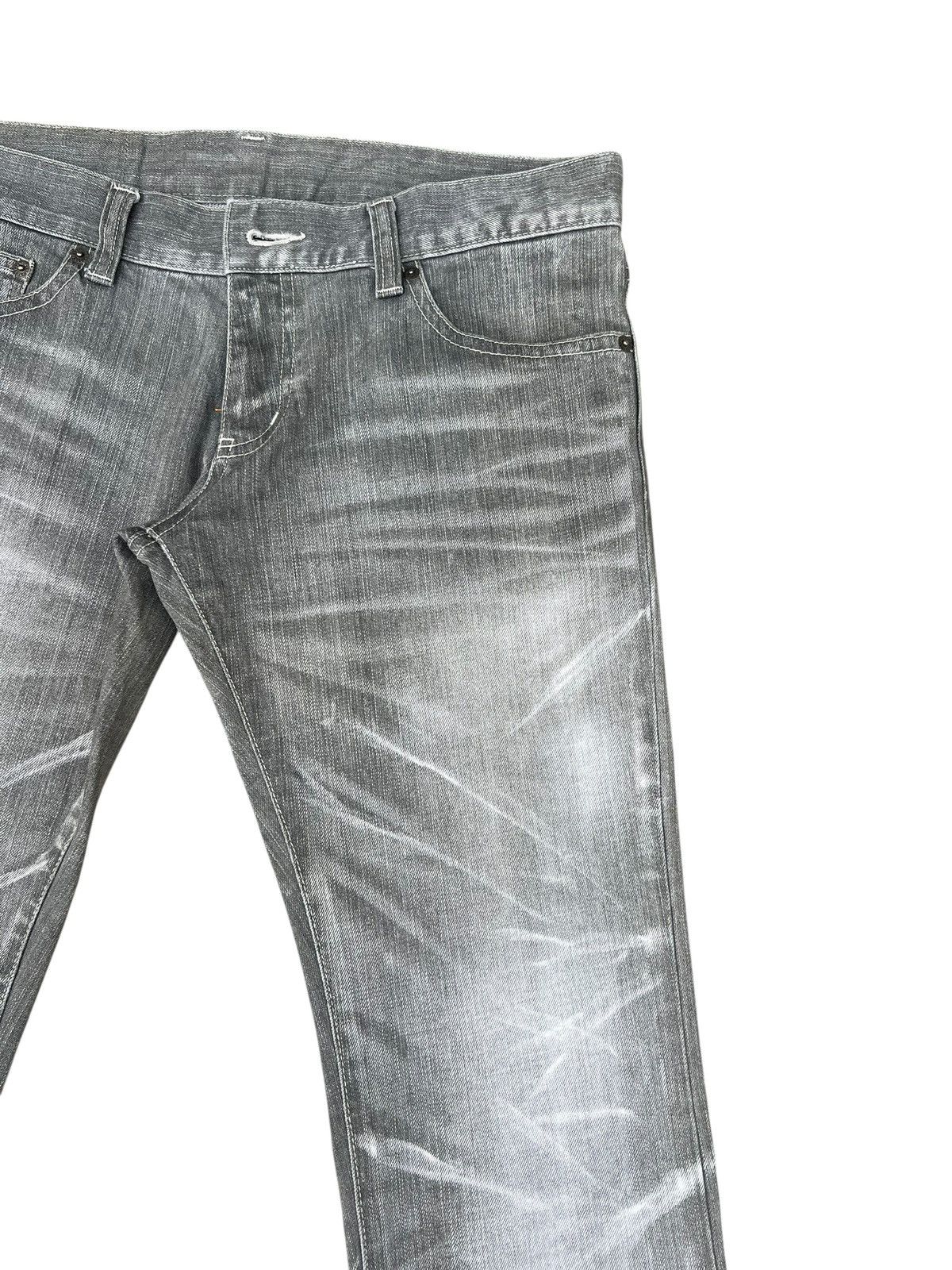 Tornado Mart Tornado Mart Distressed Fade Denim Flare Jeans Size US 31 - 6 Thumbnail
