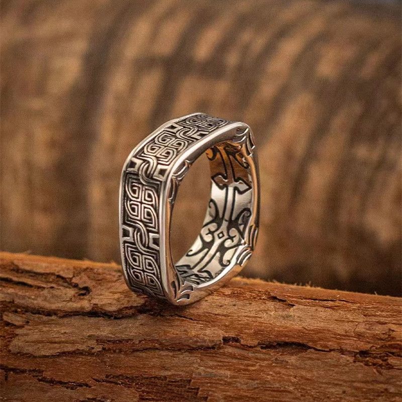 Jewelry × Vintage SIZE 10 Irish Crazy Celtic Knot Square Vintage Ring Size ONE SIZE - 1 Thumbnail