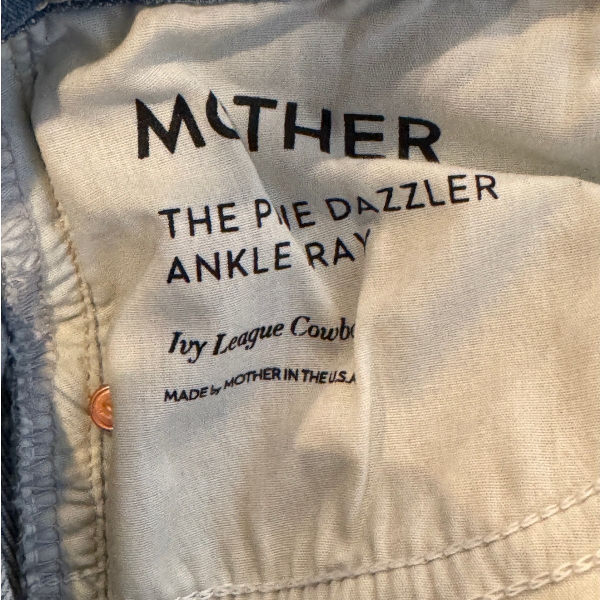 MOTHER NWT MOTHER The Pixie Dazzler Fray Hem Ankle Jeans Size 23 Size 23" - 8 Thumbnail