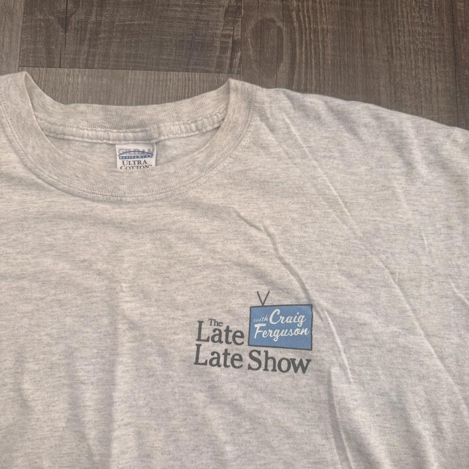 Gildan GILDAN • VNTG "The Late Show" Pre-Shrunk Tee (XL) Size US XL / EU 56 / 4 - 2 Thumbnail