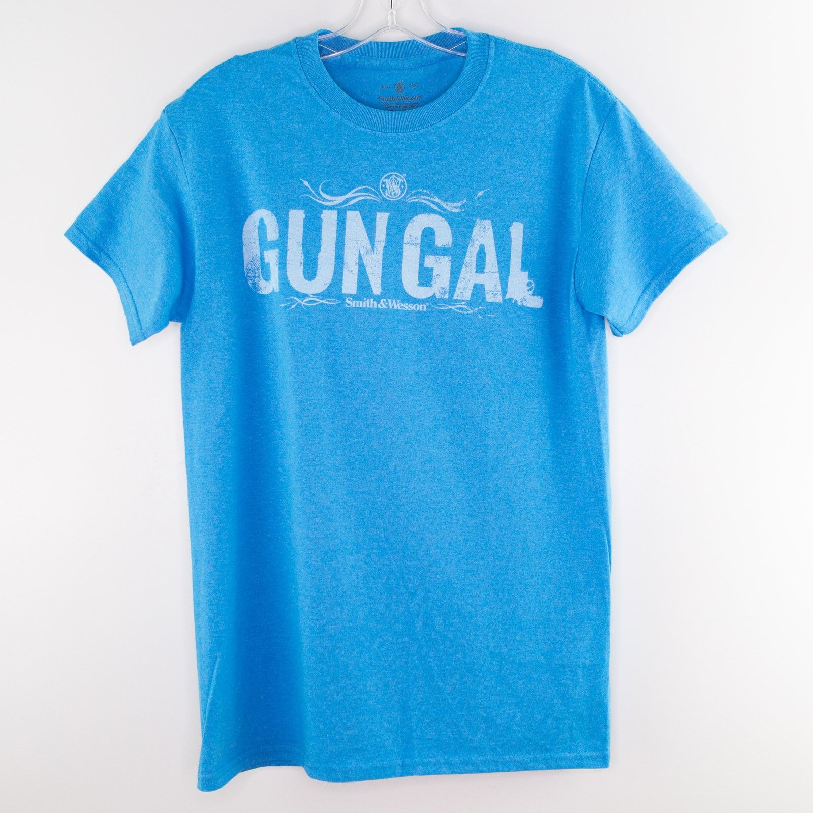 Other New SMITH & WESSON Women's T-shirt 'Gun Gal' SMALL Blue Tee Size S / US 4 / IT 40 - 1 Thumbnail