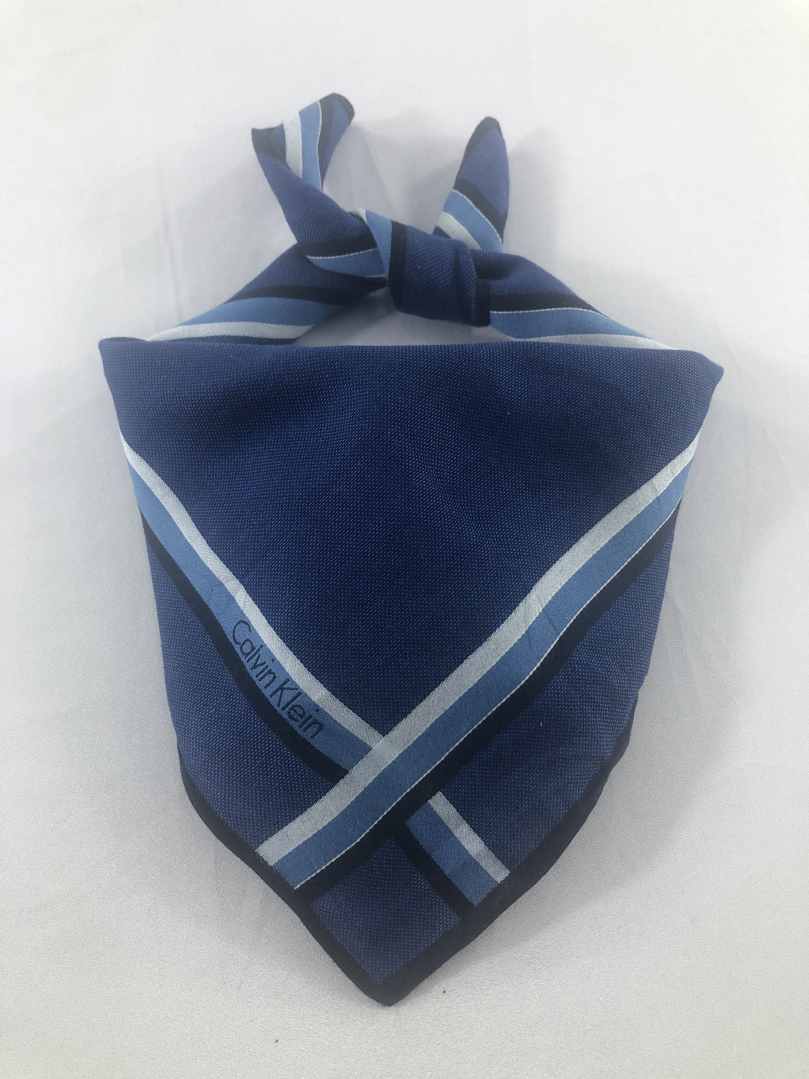 Calvin Klein × Vintage Calvin Klein Handkerchief / Bandana / Neckerchief Size ONE SIZE - 1 Thumbnail