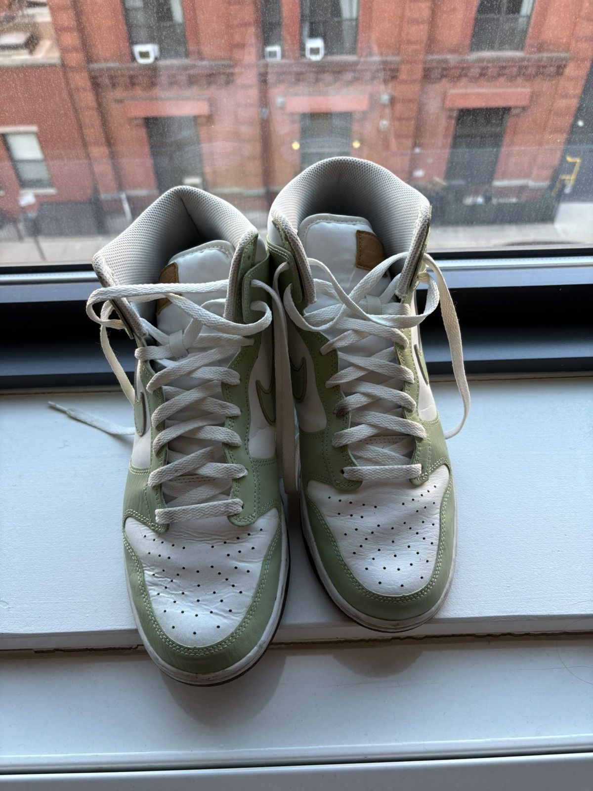 Nike Nike Dunk High SE “Honeydew” Size US 10.5 / EU 43-44 - 5 Thumbnail