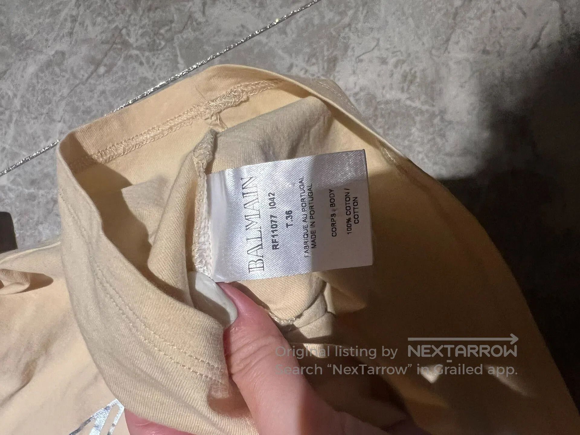 Balmain Balmain Short Sleeve T-Shirt Size 36. Size XS / US 0-2 / IT 36-38 - 5 Thumbnail