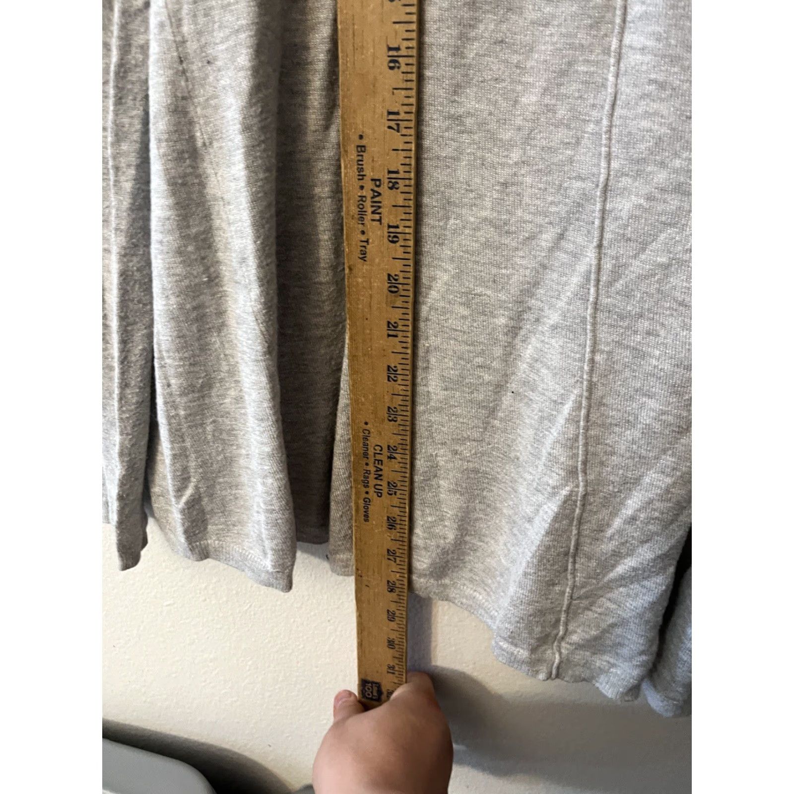 Express Express Women's Light Gray Long Sleeve Cardigan Sweater Size Medium - Solid Knit, Lightweight, Regular Fit Size M / US 6-8 / IT 42-44 - 4 Thumbnail