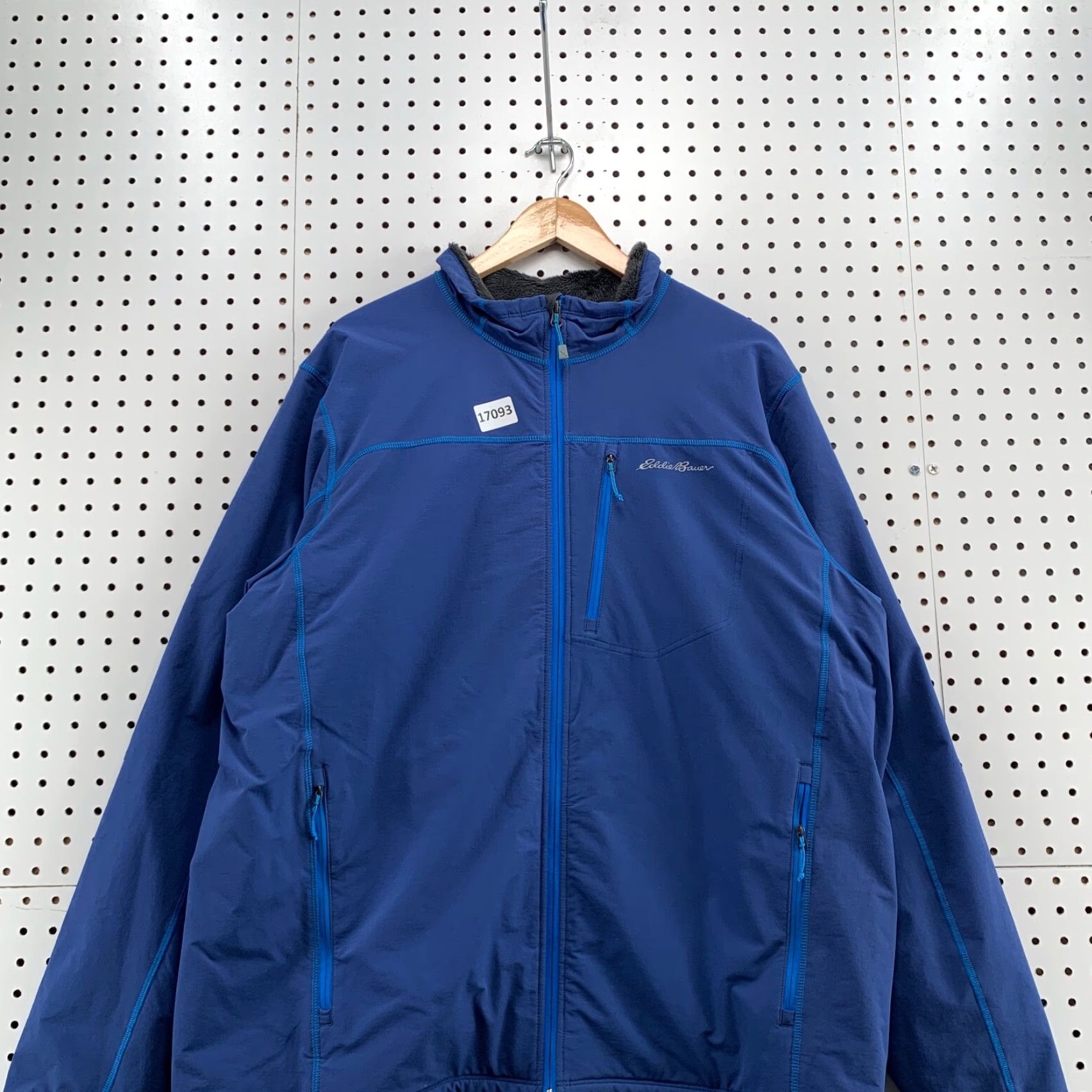 Eddie Bauer Eddie Bauer Jacket Blue Mens XL Full Zip Soft Fleece Sherpa Lined 26X30 Windbreaker Regular Polyester Jacket Mens XL Blue Sherpa Lined Full Zip Size US XL / EU 56 / 4 - 5 Thumbnail