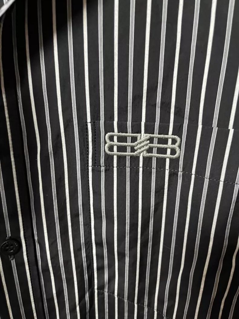 Balenciaga Balenciaga Black striped fake two-piece short-sleeve shirt Size XS / US 0-2 / IT 36-38 - 3 Thumbnail