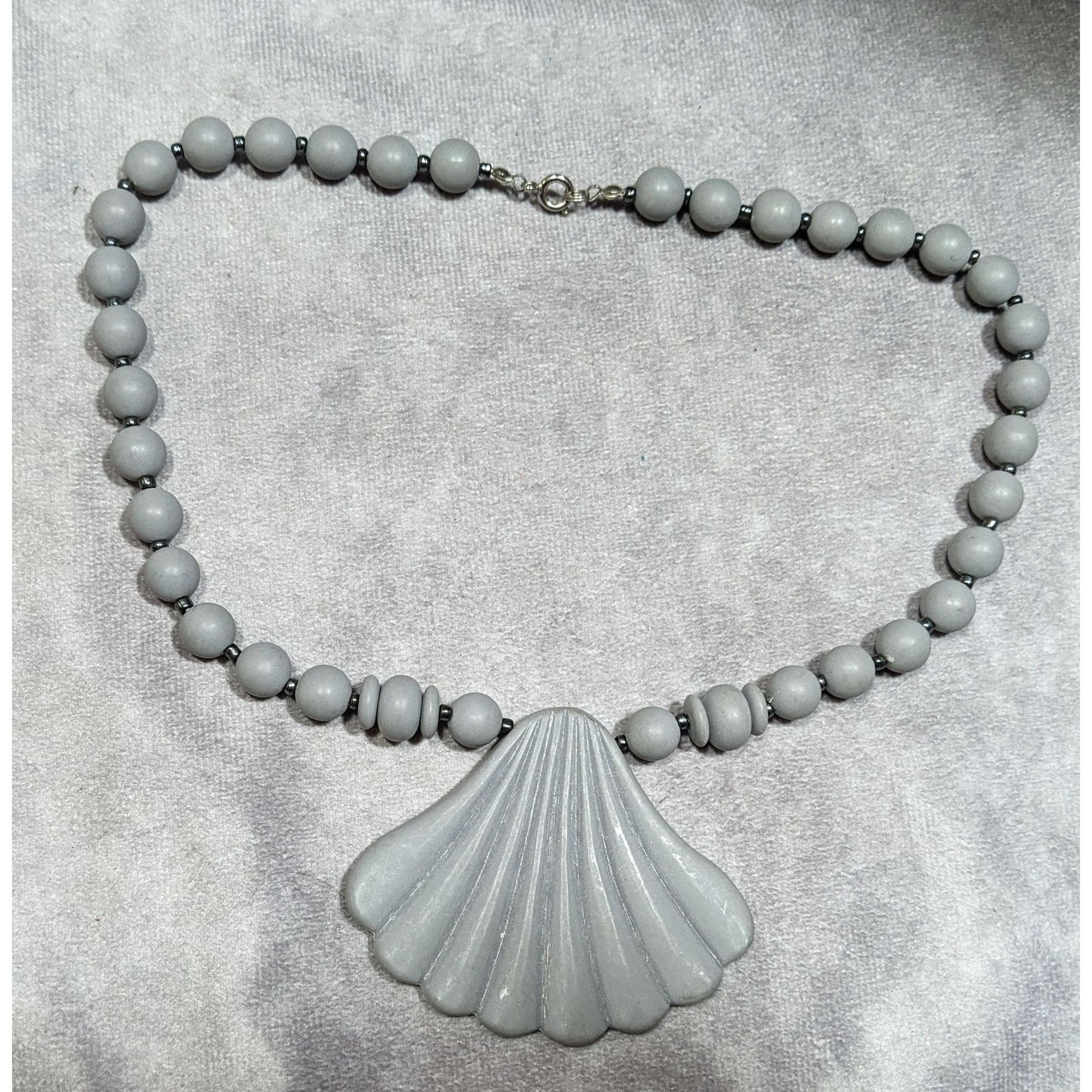 Other Vintage Greys Mermaidcore Beaded Pendant Necklace Size ONE SIZE - 5 Thumbnail
