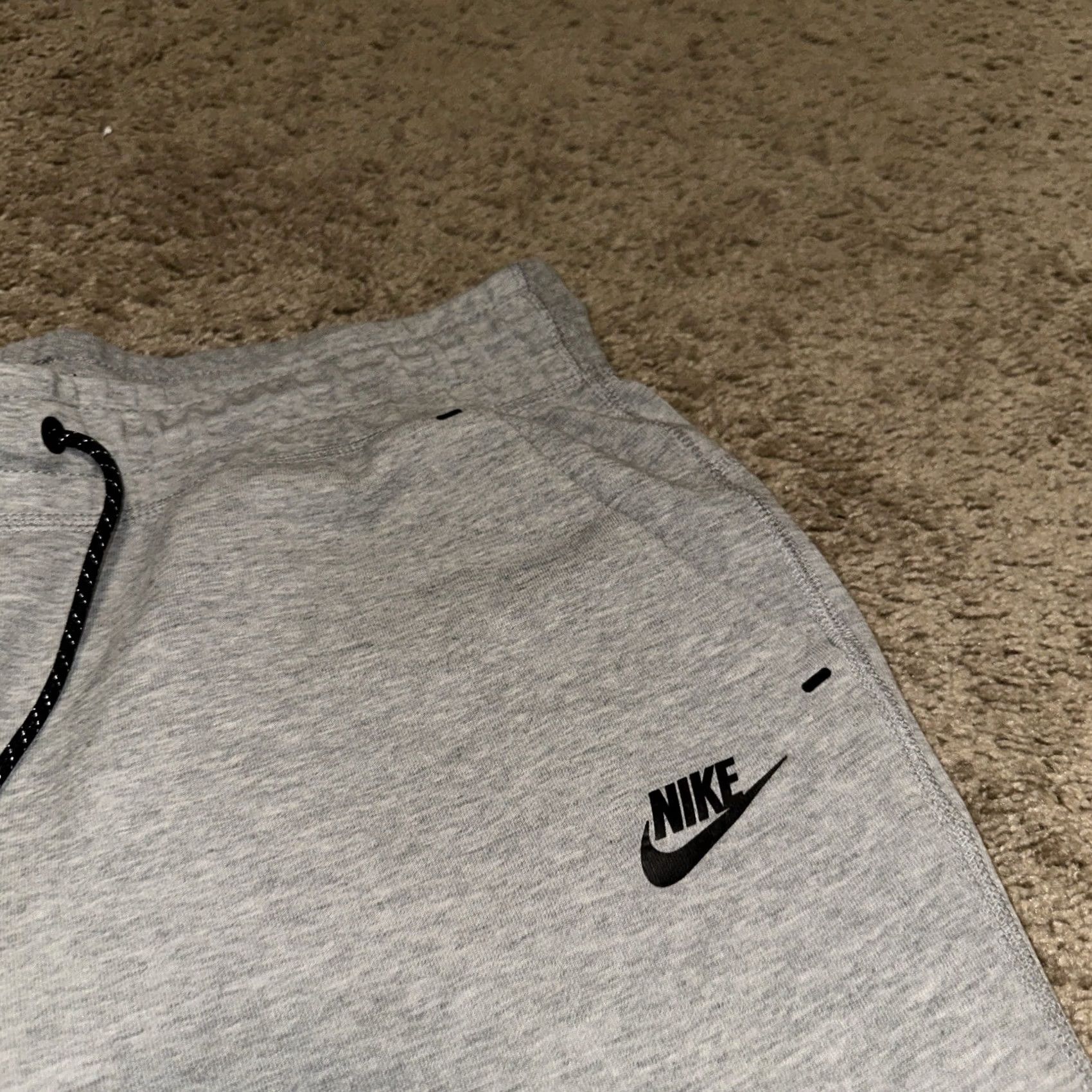 Nike Nike Tech Fleece Pants Womens L Jogger Gray Comfort Pockets Tapered Athletic Activewear Knit Cotton Blend Size 36" / US 14 / IT 50 - 2 Thumbnail