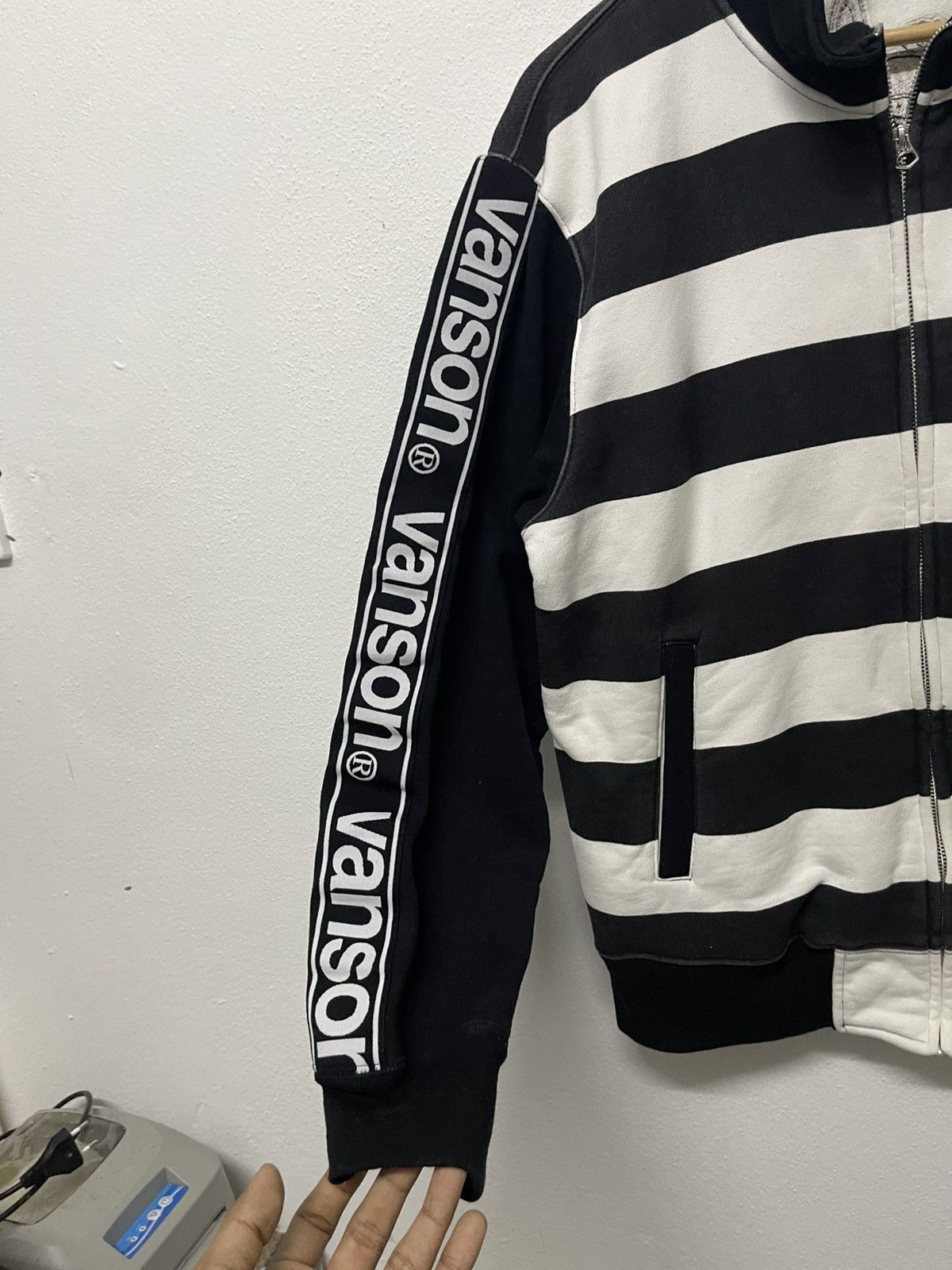 Japanese Brand × Vanson Leathers × Vintage 2000s VANSON X T.F.O.A STRIPES EMBROIDERED ZIPPER SWEATER Size US L / EU 52-54 / 3 - 8 Thumbnail