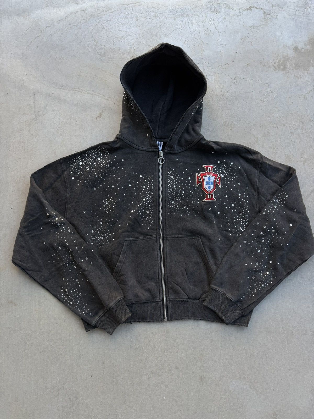 Vale Vale Forever Pluto Cluster Zip Up Hoodie Black Medium New Size US M / EU 48-50 / 2 - 1 Thumbnail