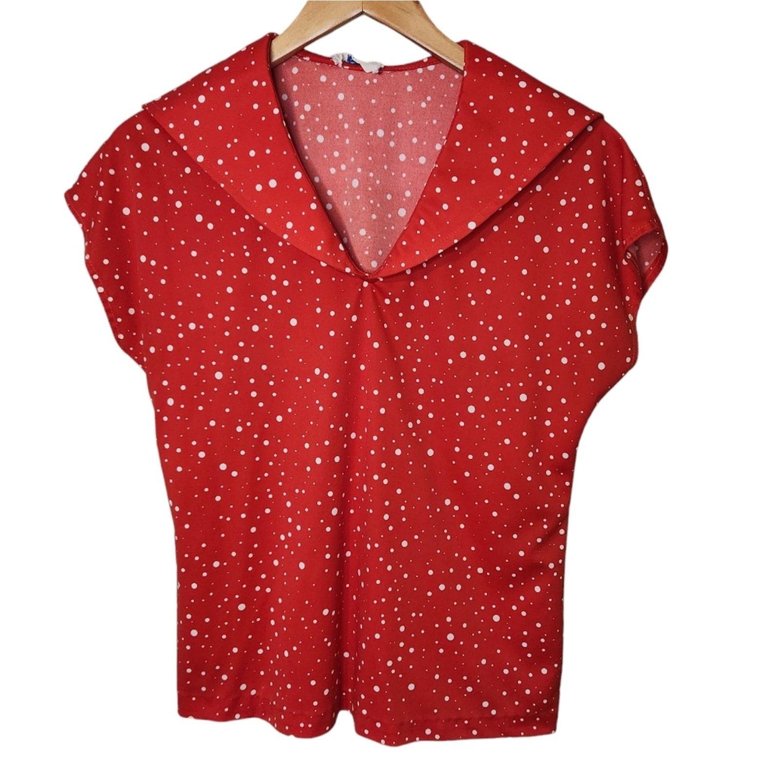 Vintage Vintage Retro red and white dot wide collar top Medium Size M / US 6-8 / IT 42-44 - 1 Thumbnail