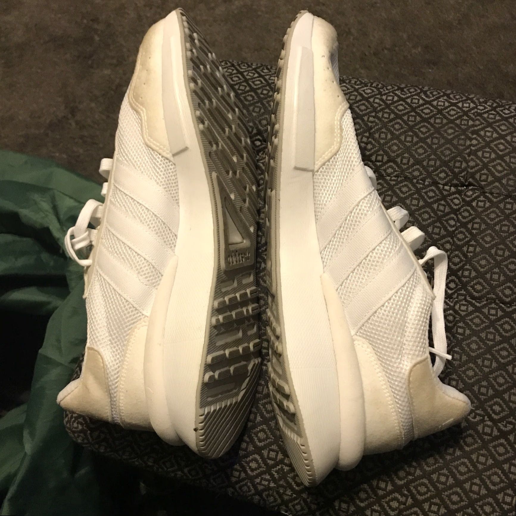 Adidas ADIDAS ORIGINALS RETROSET FTWR WHITE GREY TWO Size 11.5 Mens Athletic Sneakers Mens Shoes M Wide US 11.5 Retroset FTWR White Grey Two Size US 12 / EU 45 - 7 Thumbnail