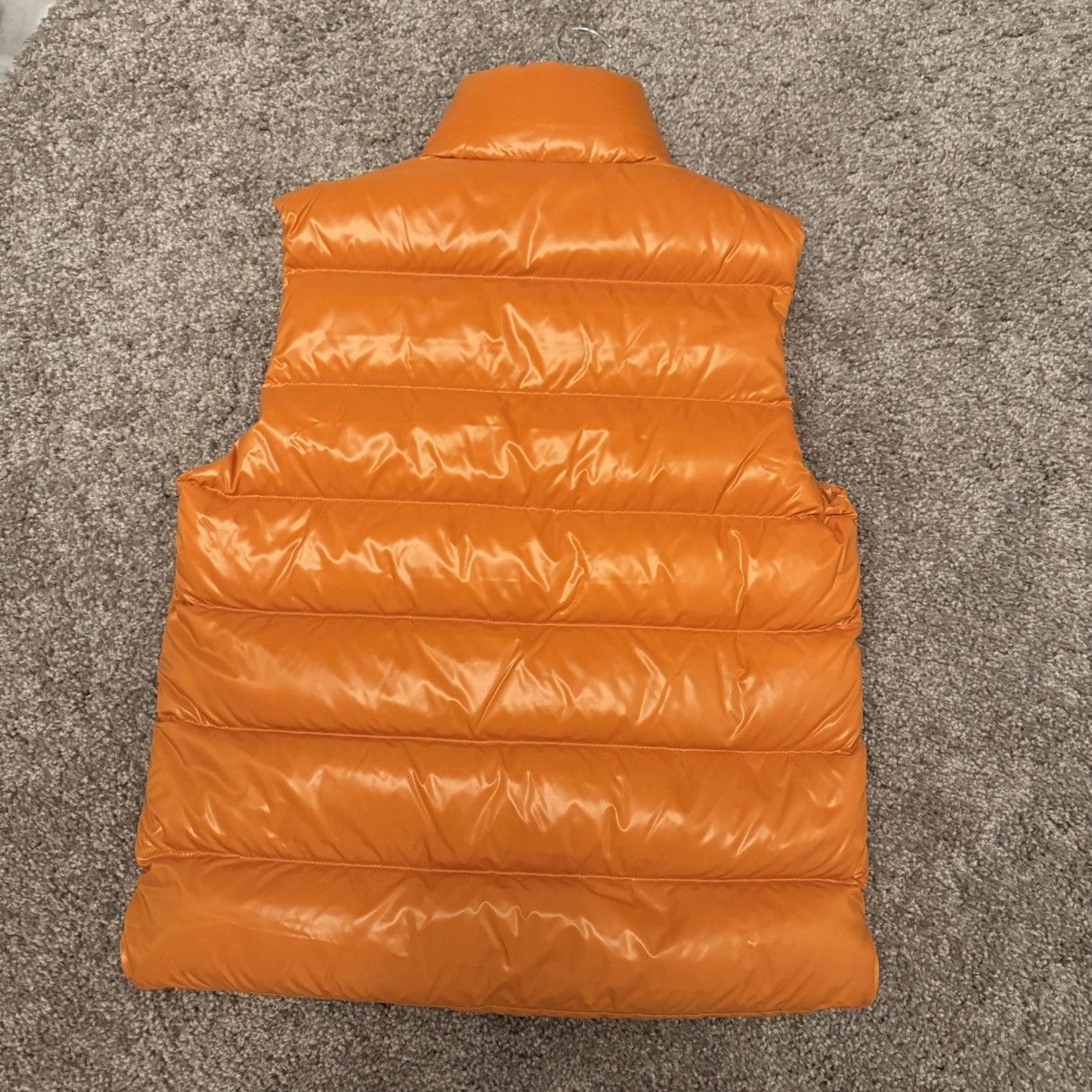 Moncler Moncler TIBB gilet bodywarmer size 2 ORANGE new gui bormes Size US M / EU 48-50 / 2 - 6 Thumbnail