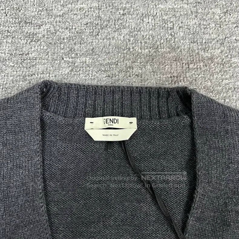 Fendi Fendi Double F embroidered logo wool knit cardigan Size XS / US 0-2 / IT 36-38 - 6 Thumbnail