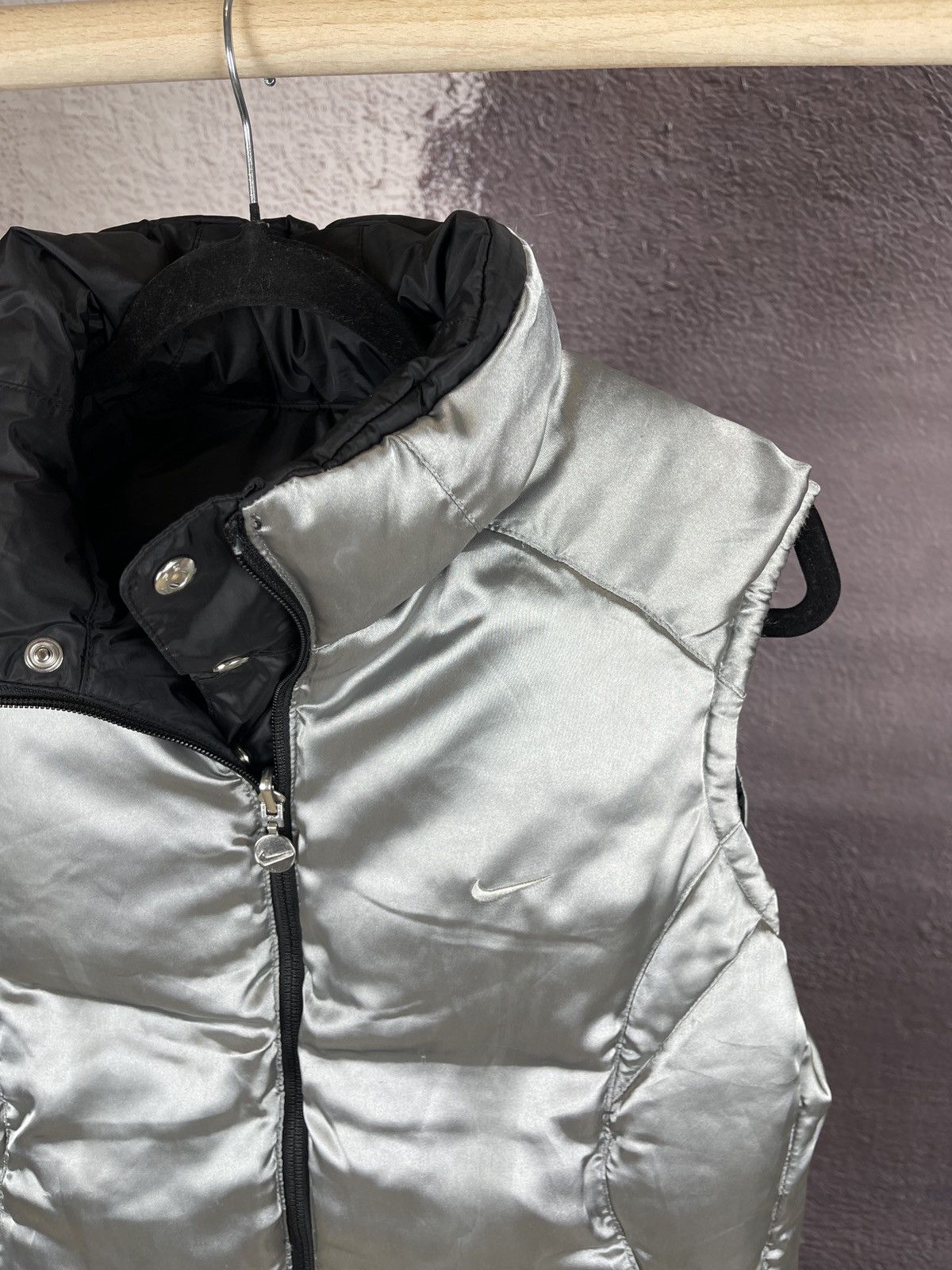 Nike Nike vintage y2k reversible black silver down vest drill Size L / US 10 / IT 46 - 16 Thumbnail