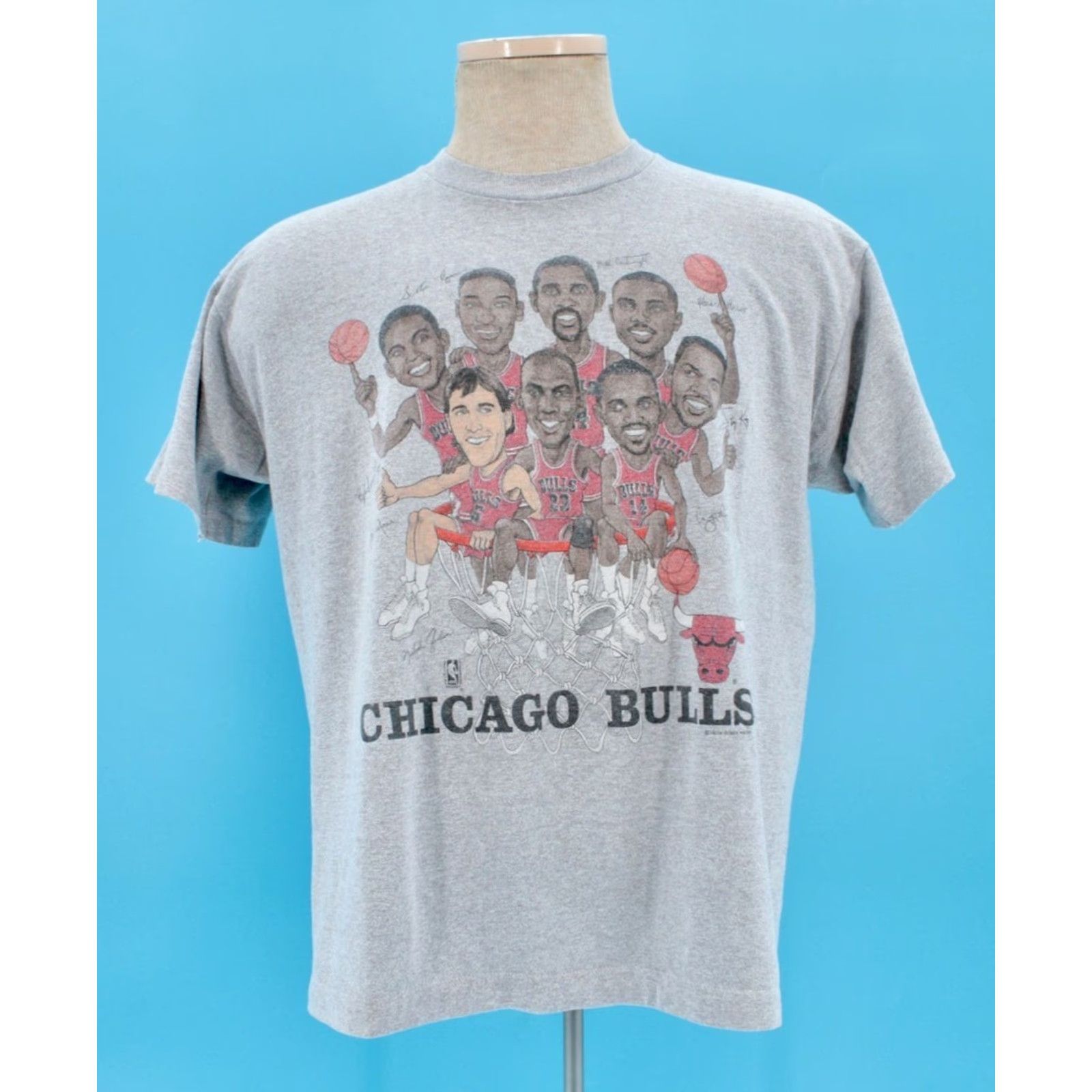 Vintage VTG Salem Chicago Bulls Cartoon TShirt Mens 90s Graphic Tee Gray XL Short Sleeve T-shirt 1990s Sportswear Baseball Size US XL / EU 56 / 4 - 2 Thumbnail